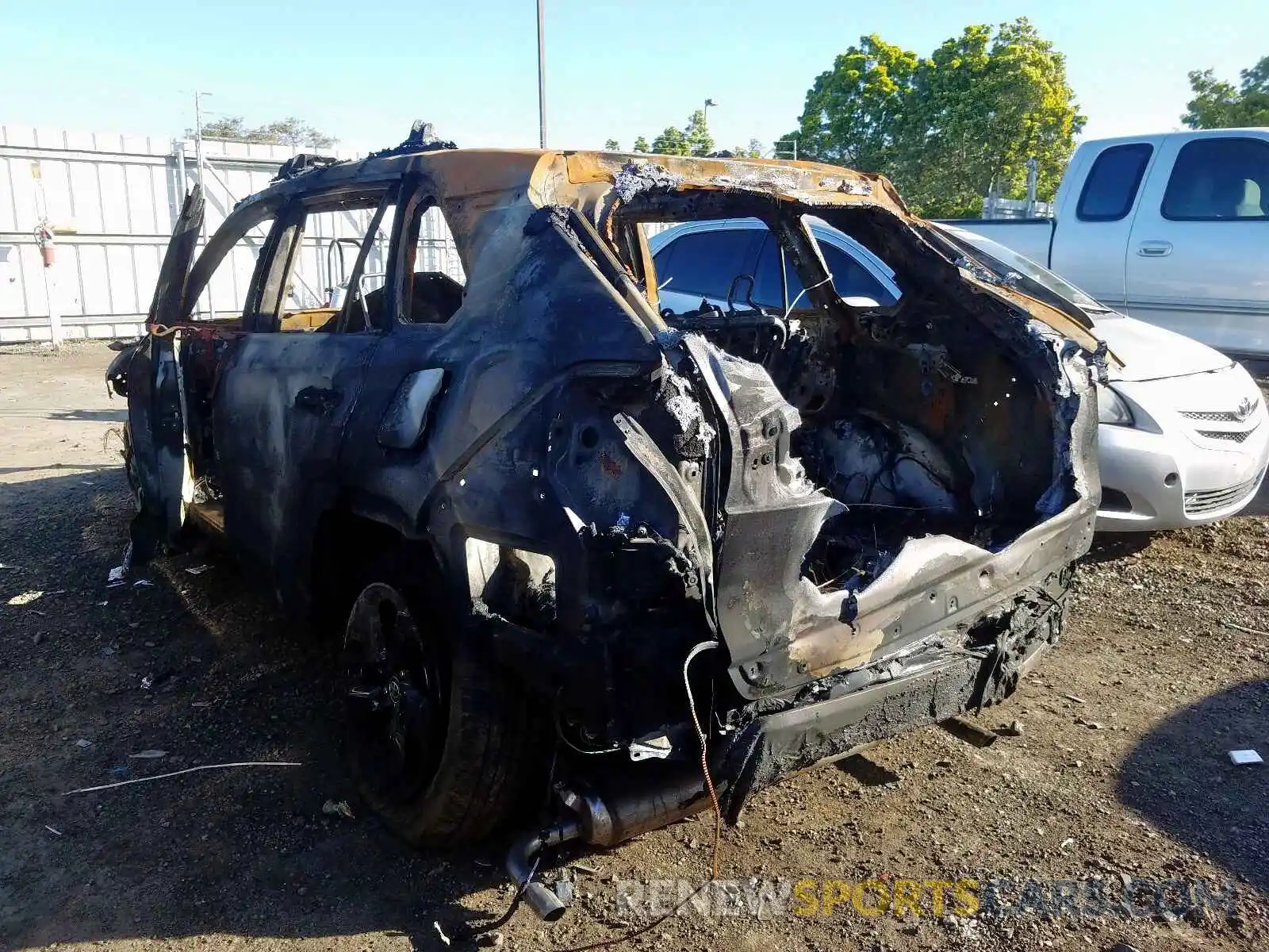 3 Photograph of a damaged car JTMEWRFV2KD522748 TOYOTA RAV4 2019