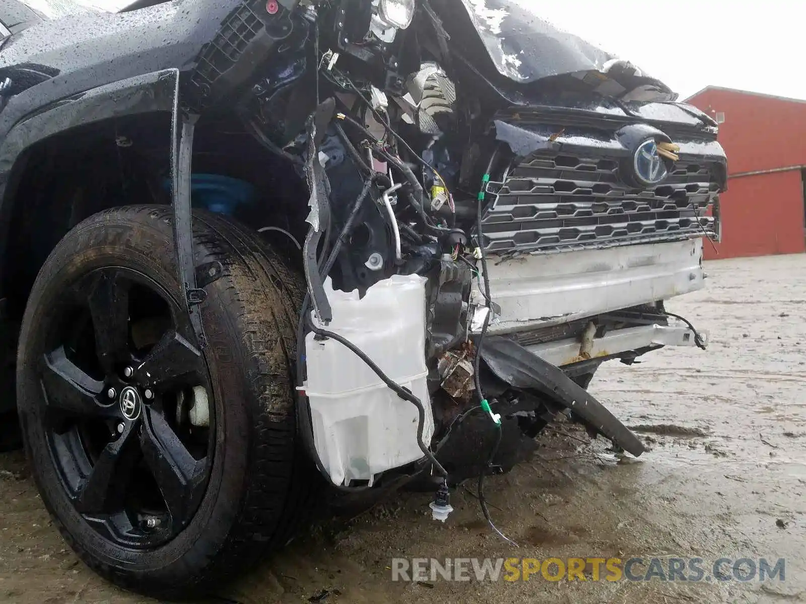 9 Photograph of a damaged car JTMEWRFV2KJ006830 TOYOTA RAV4 2019