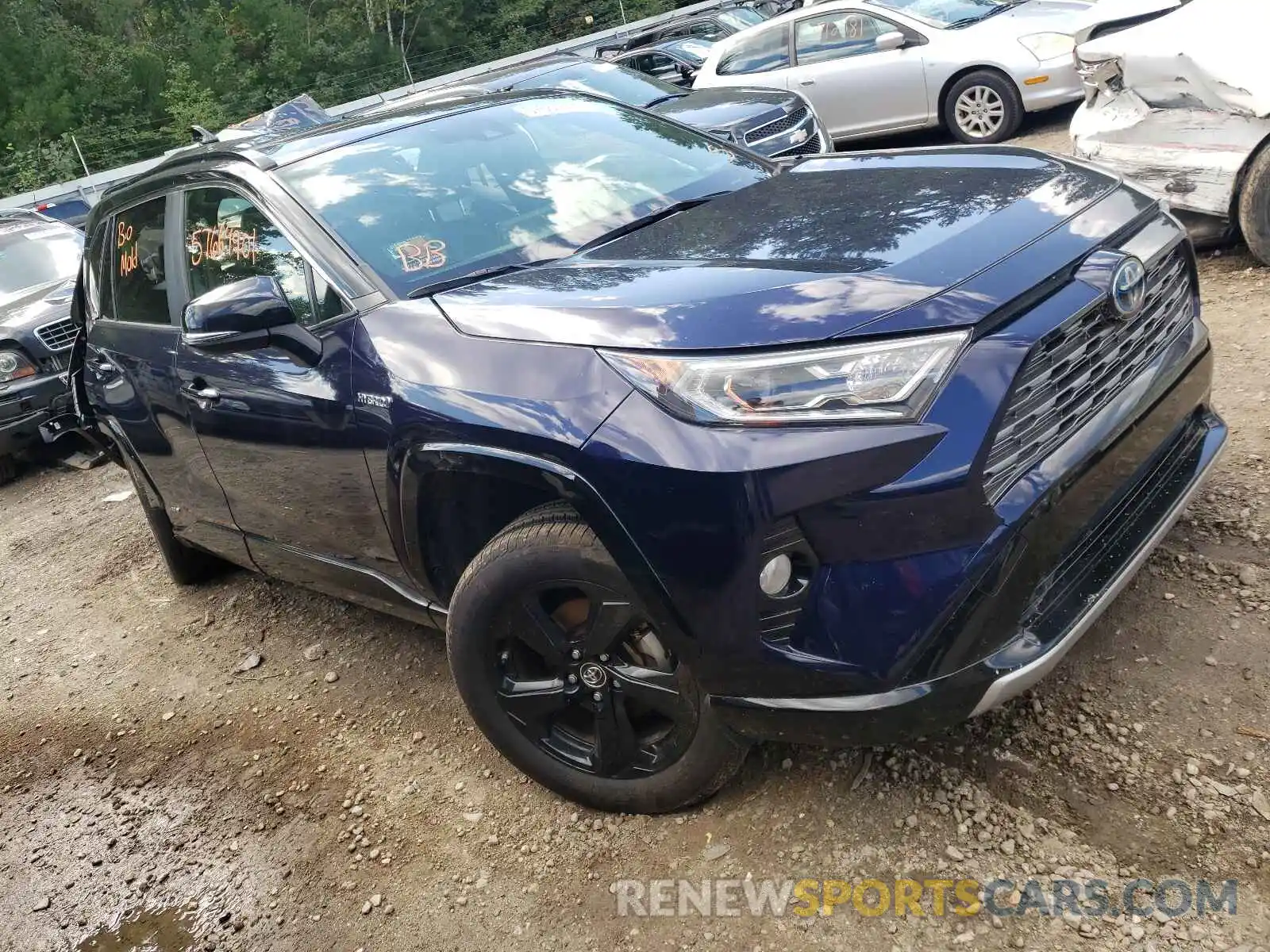 1 Photograph of a damaged car JTMEWRFV2KJ009226 TOYOTA RAV4 2019