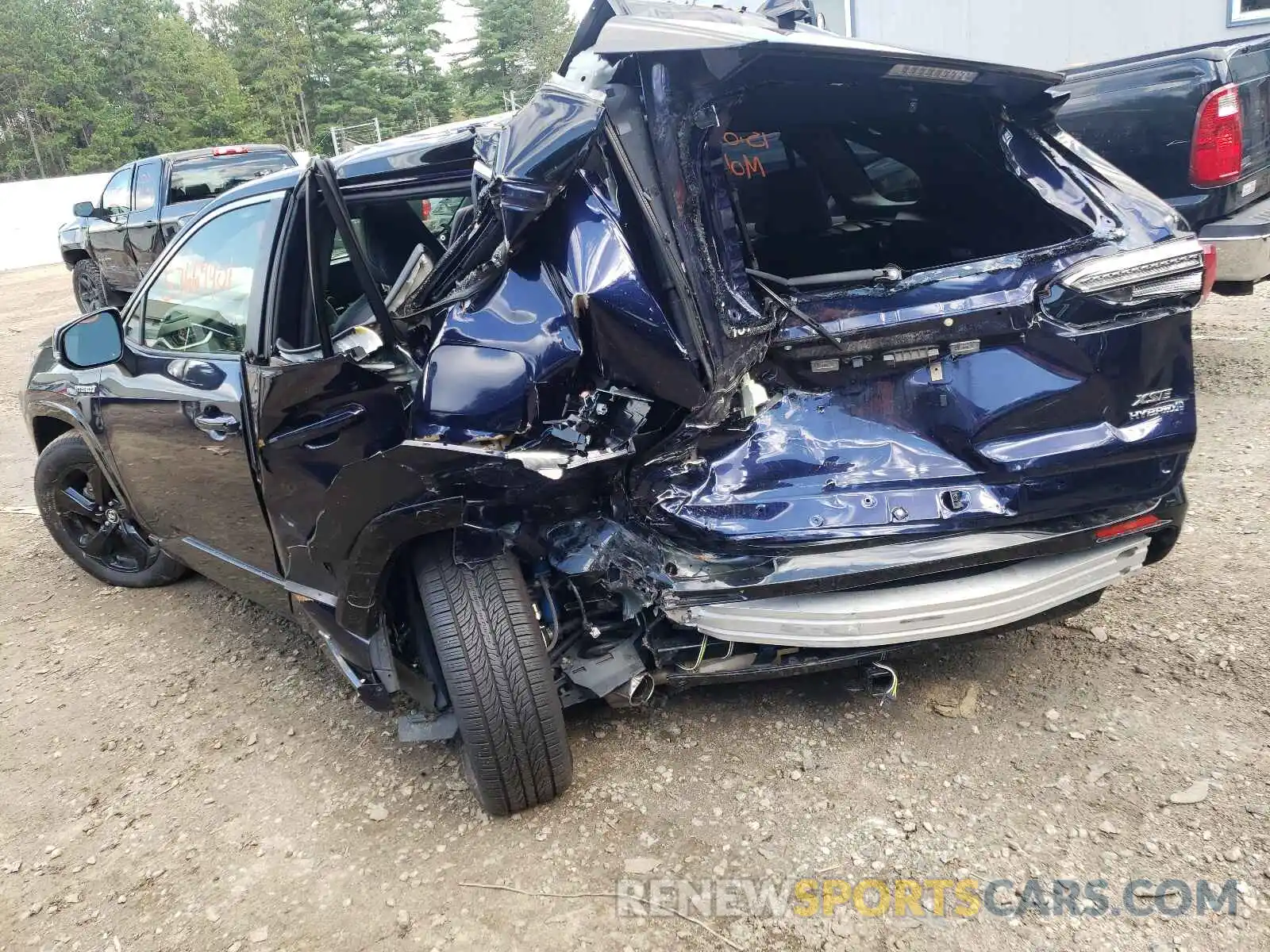 3 Photograph of a damaged car JTMEWRFV2KJ009226 TOYOTA RAV4 2019