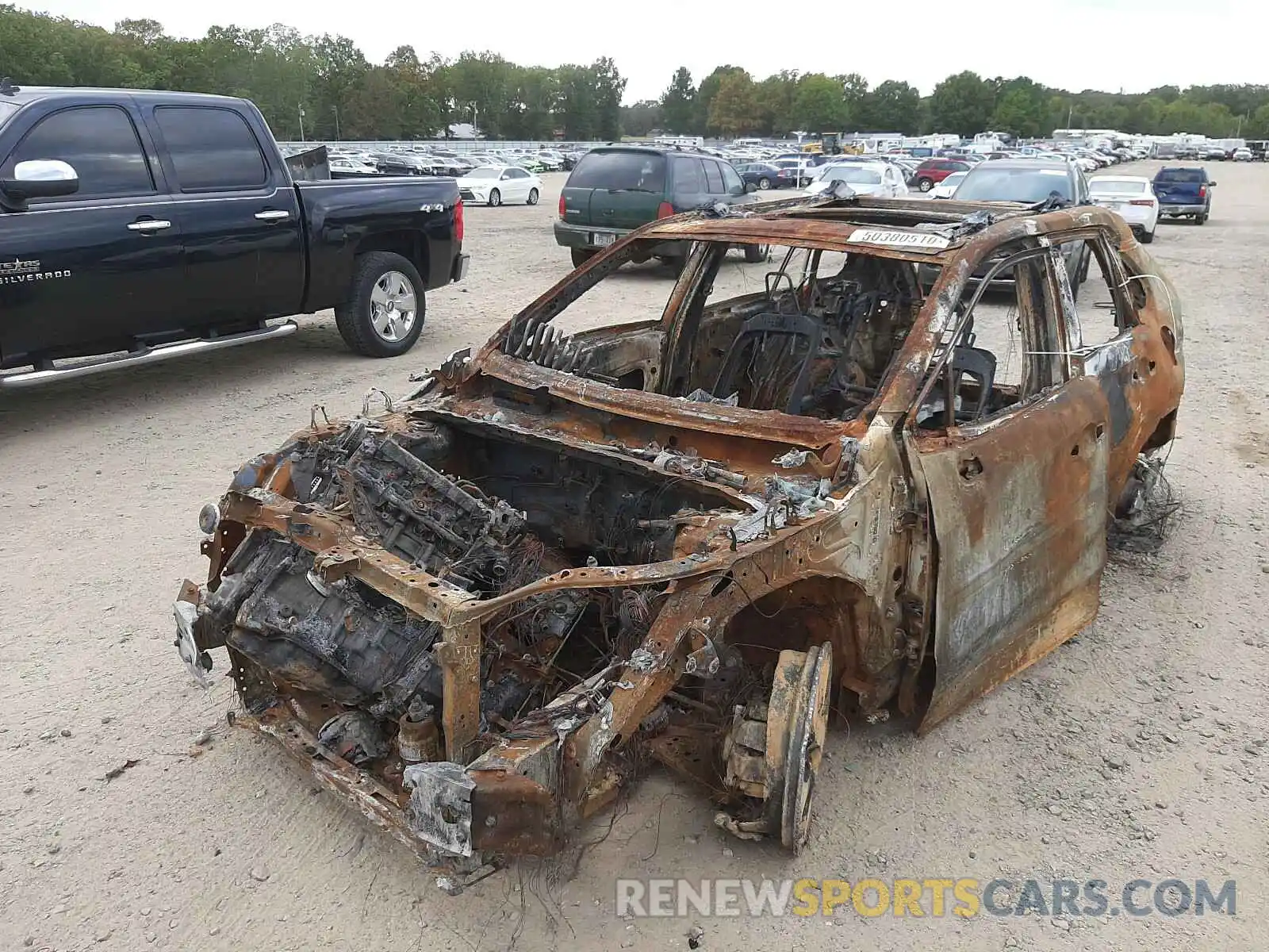 2 Photograph of a damaged car JTMEWRFV2KJ009632 TOYOTA RAV4 2019