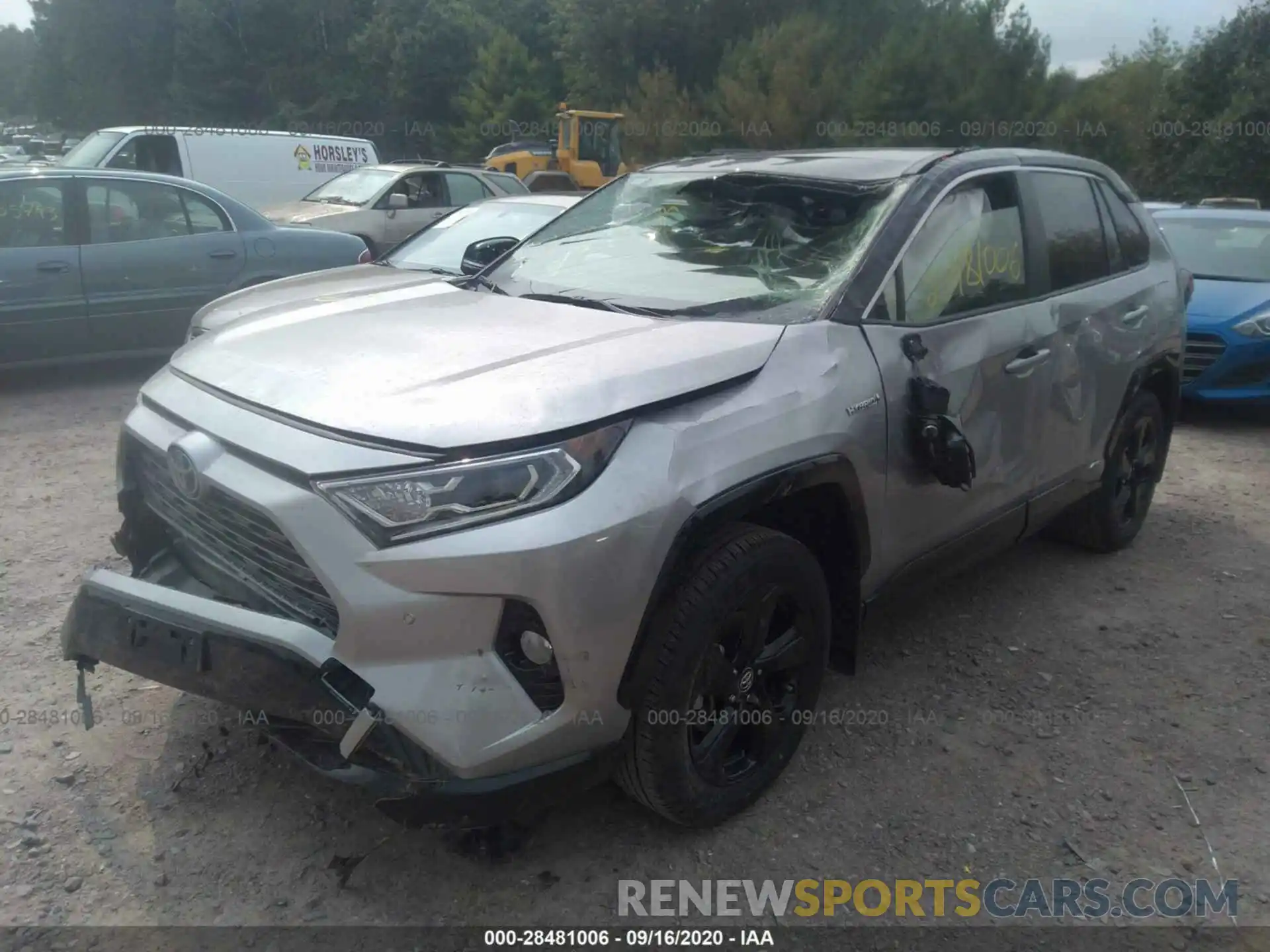 2 Фотография поврежденного автомобиля JTMEWRFV2KJ012594 TOYOTA RAV4 2019