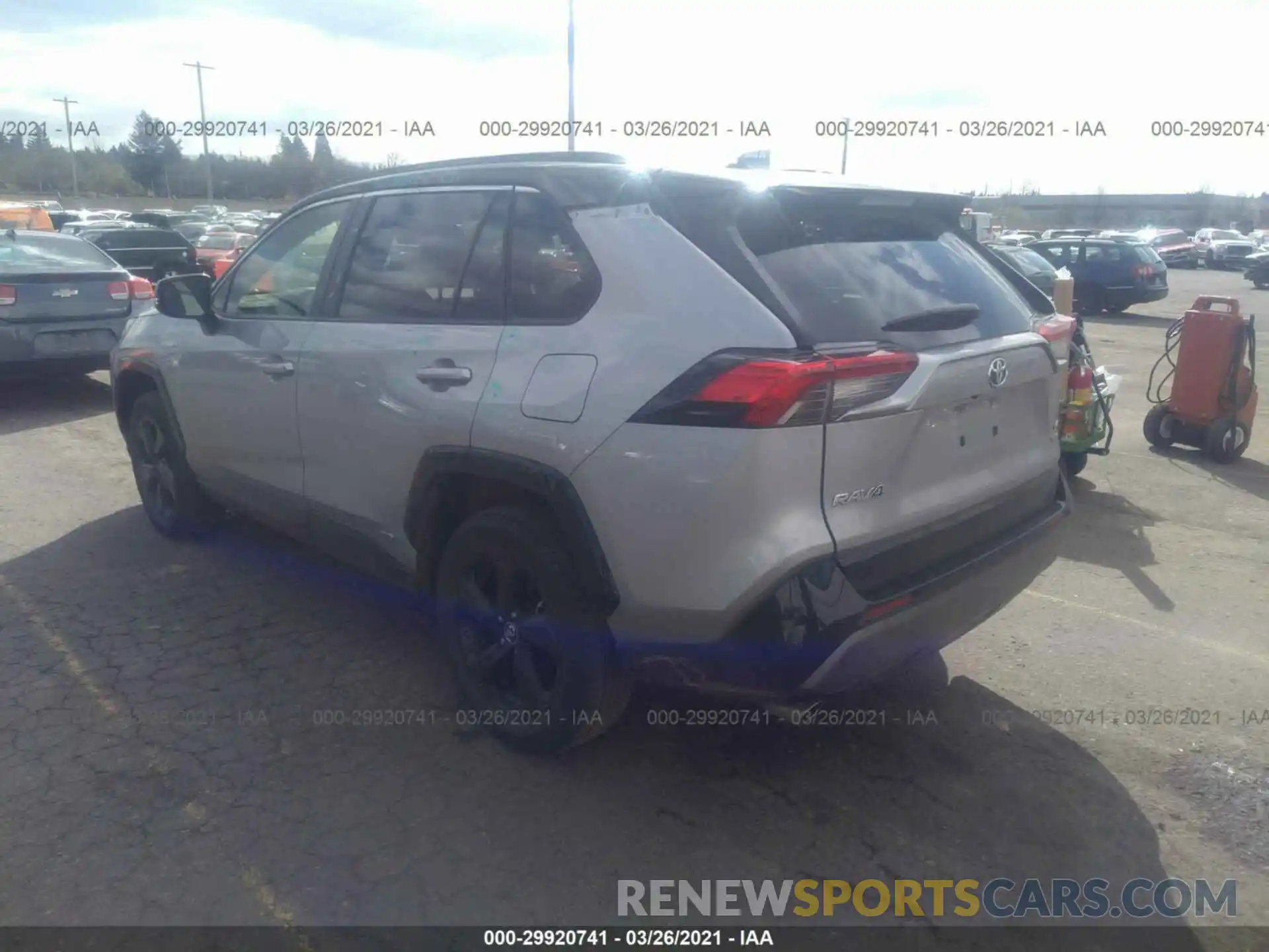 3 Фотография поврежденного автомобиля JTMEWRFV3KD505506 TOYOTA RAV4 2019