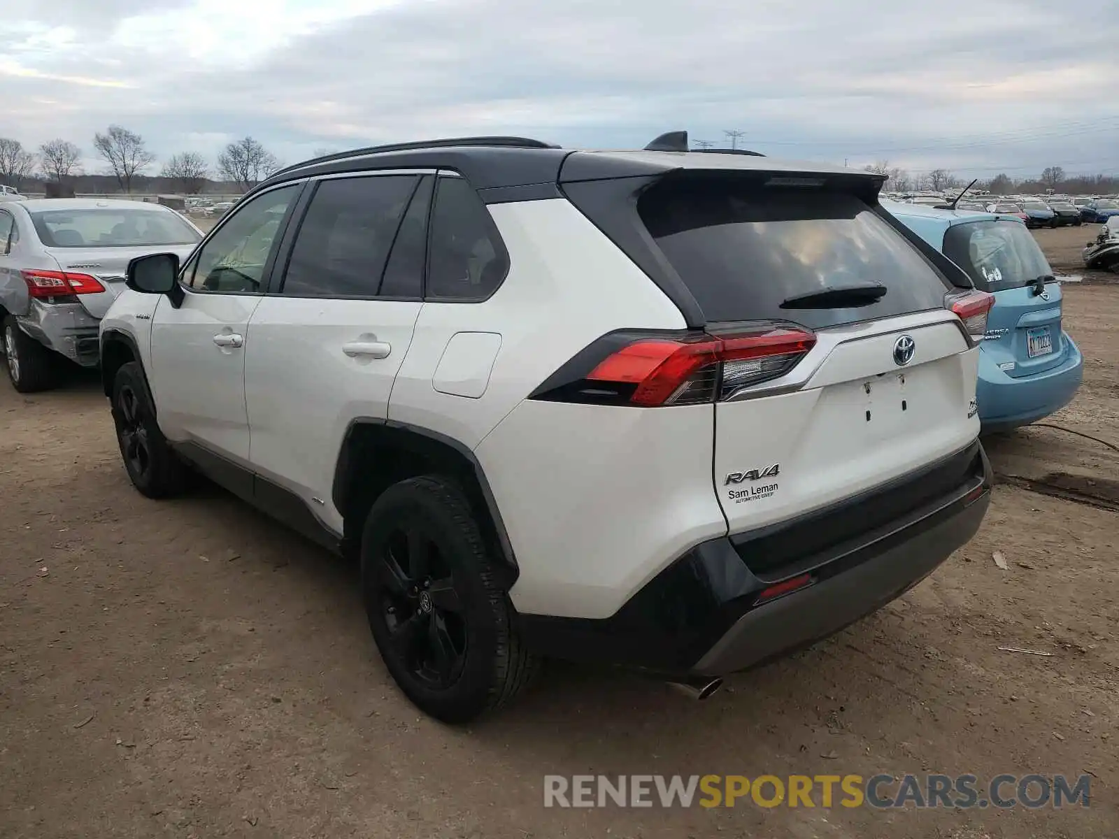 3 Photograph of a damaged car JTMEWRFV3KD505697 TOYOTA RAV4 2019