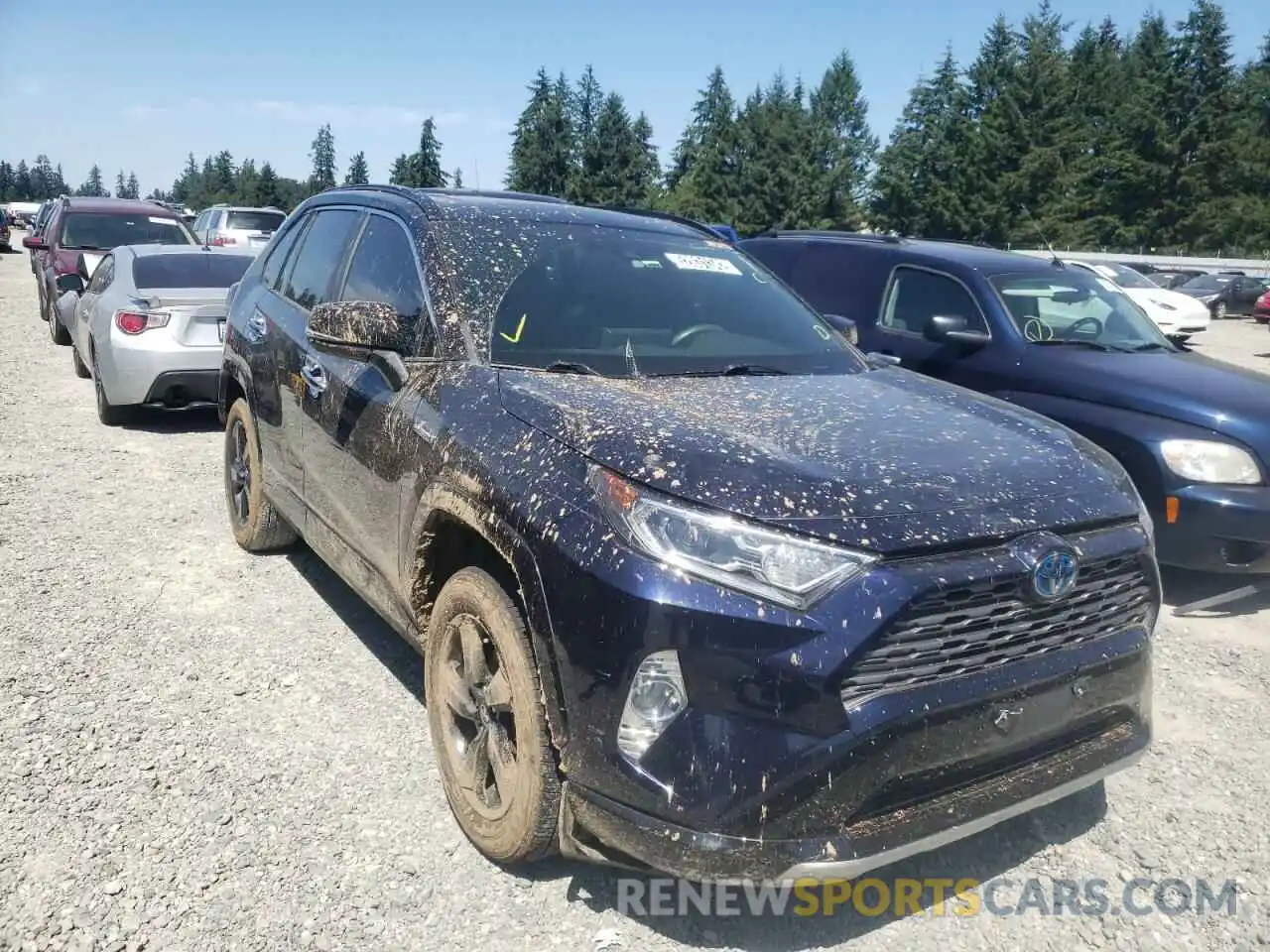 1 Photograph of a damaged car JTMEWRFV3KD506204 TOYOTA RAV4 2019