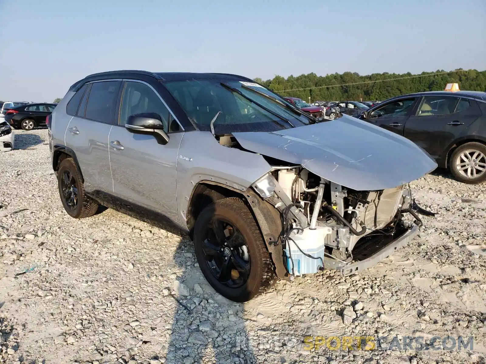 1 Photograph of a damaged car JTMEWRFV3KJ001846 TOYOTA RAV4 2019