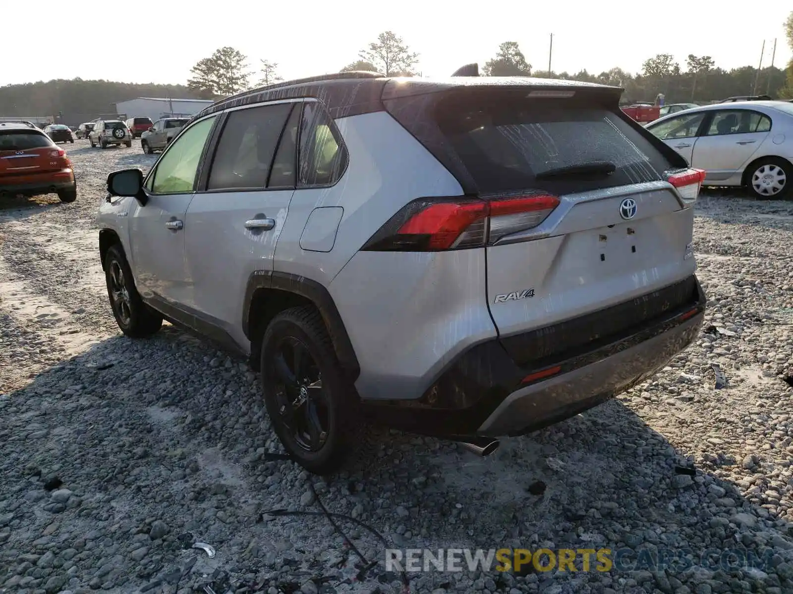 3 Photograph of a damaged car JTMEWRFV3KJ001846 TOYOTA RAV4 2019