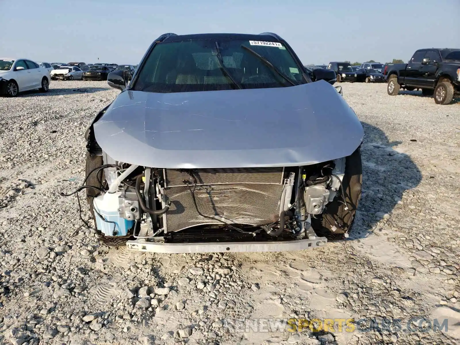 9 Photograph of a damaged car JTMEWRFV3KJ001846 TOYOTA RAV4 2019