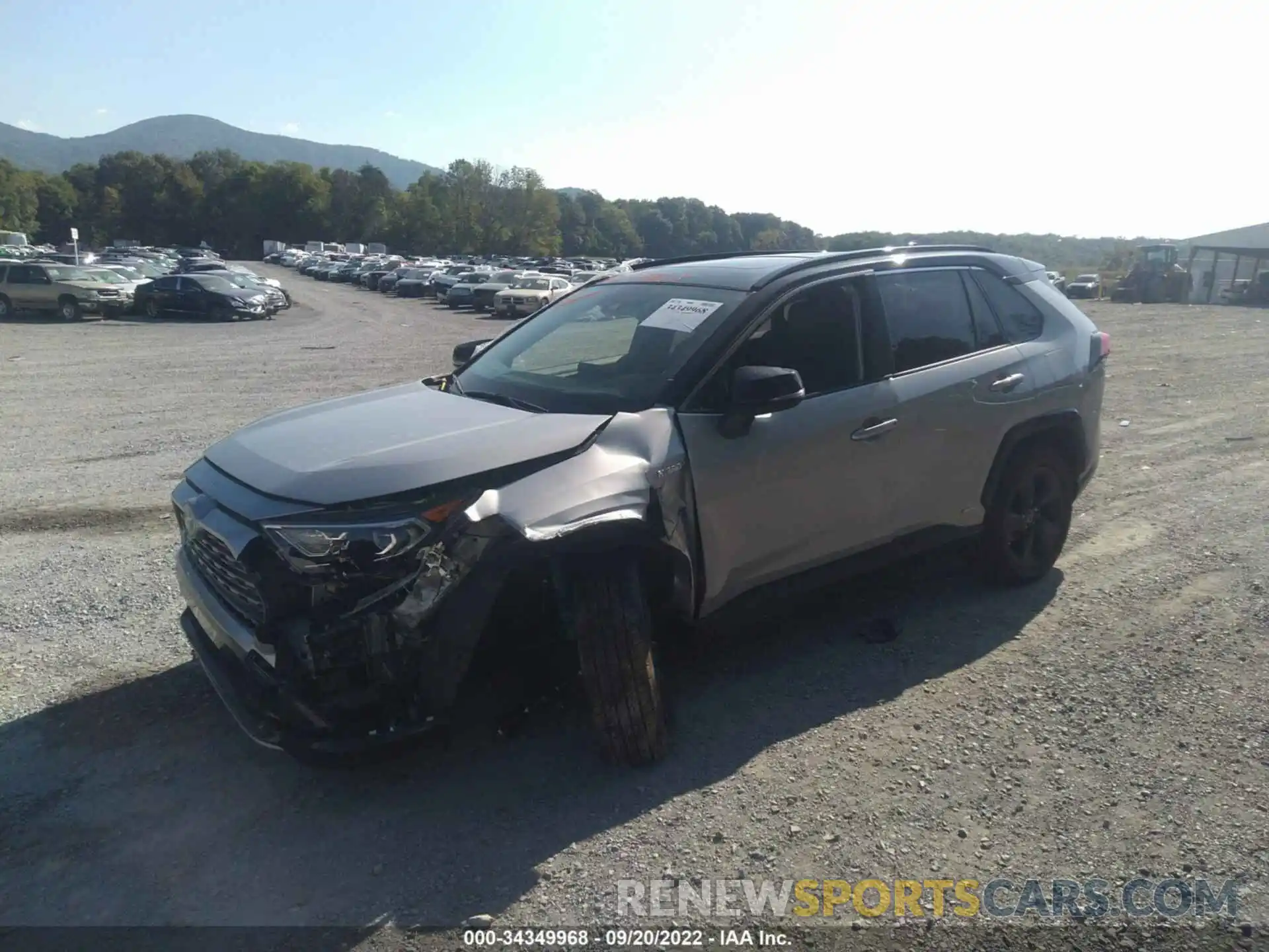 2 Фотография поврежденного автомобиля JTMEWRFV3KJ008179 TOYOTA RAV4 2019