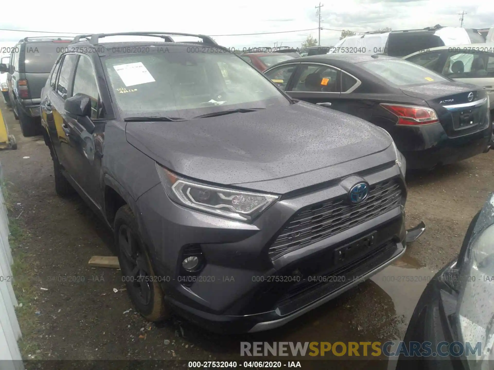 1 Photograph of a damaged car JTMEWRFV4KD510777 TOYOTA RAV4 2019