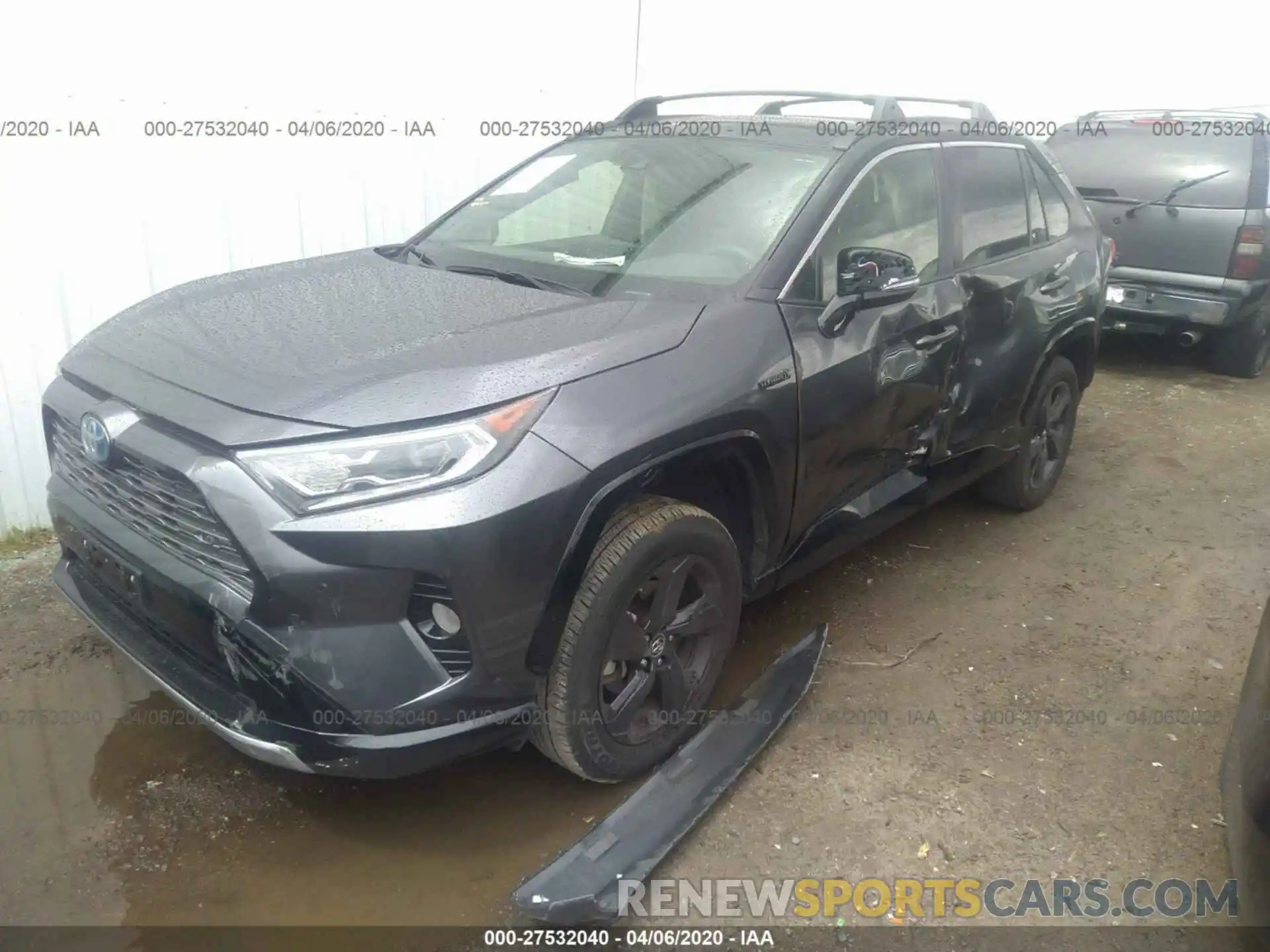 2 Photograph of a damaged car JTMEWRFV4KD510777 TOYOTA RAV4 2019