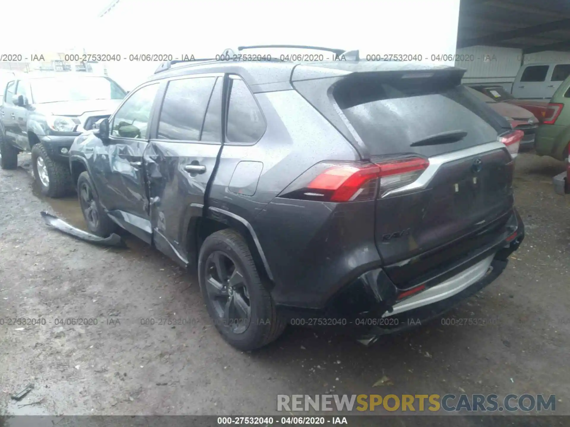 3 Фотография поврежденного автомобиля JTMEWRFV4KD510777 TOYOTA RAV4 2019