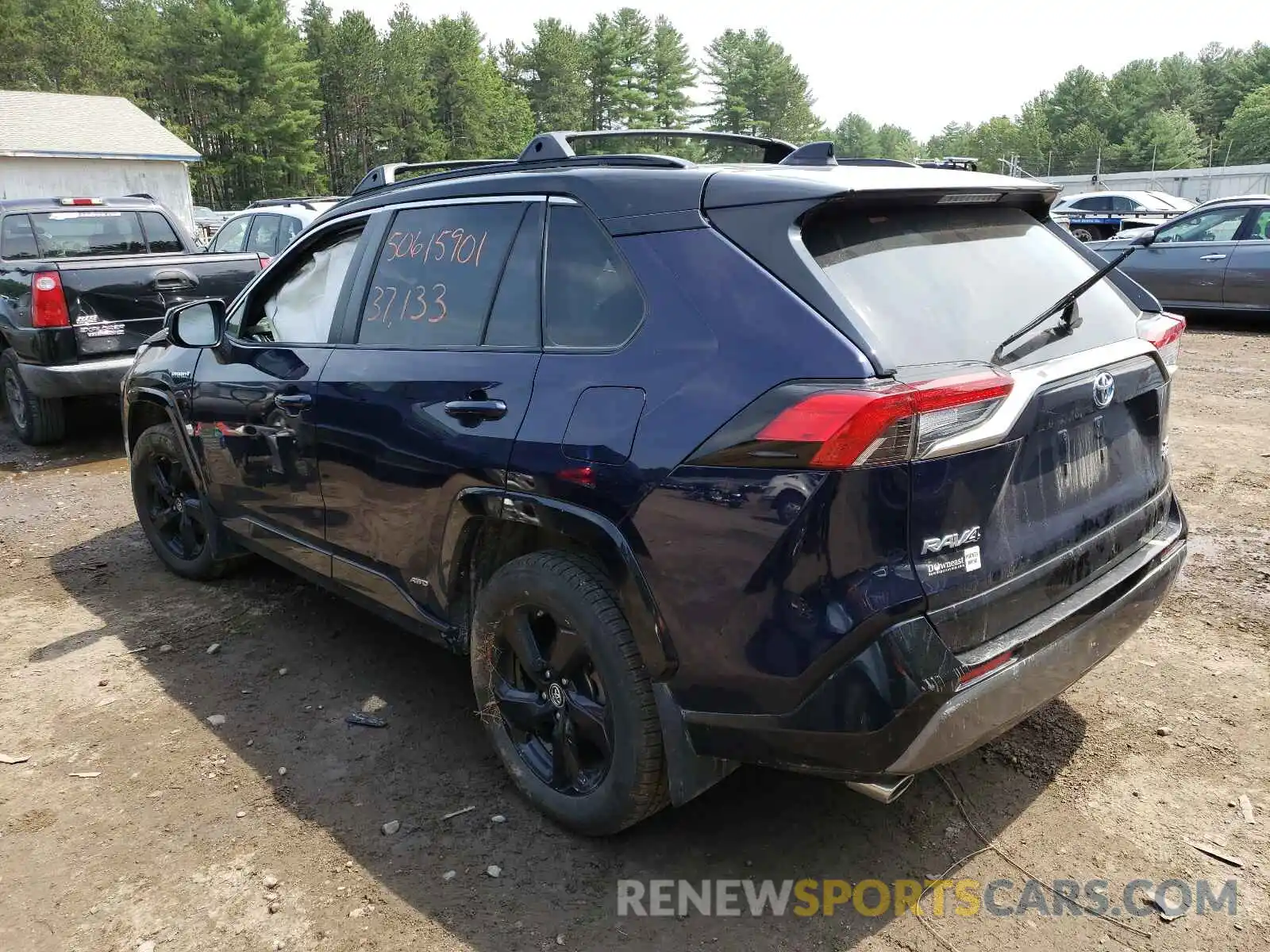 3 Photograph of a damaged car JTMEWRFV4KJ004500 TOYOTA RAV4 2019