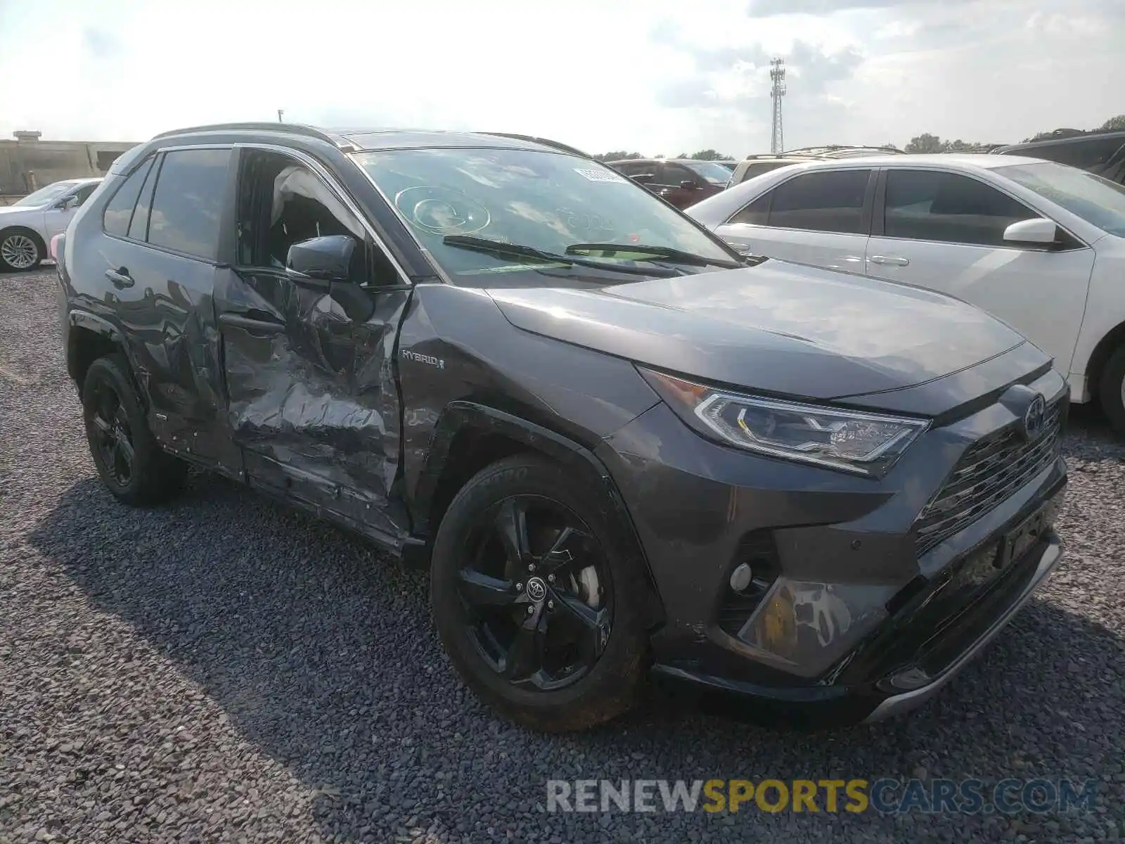 1 Photograph of a damaged car JTMEWRFV4KJ022897 TOYOTA RAV4 2019