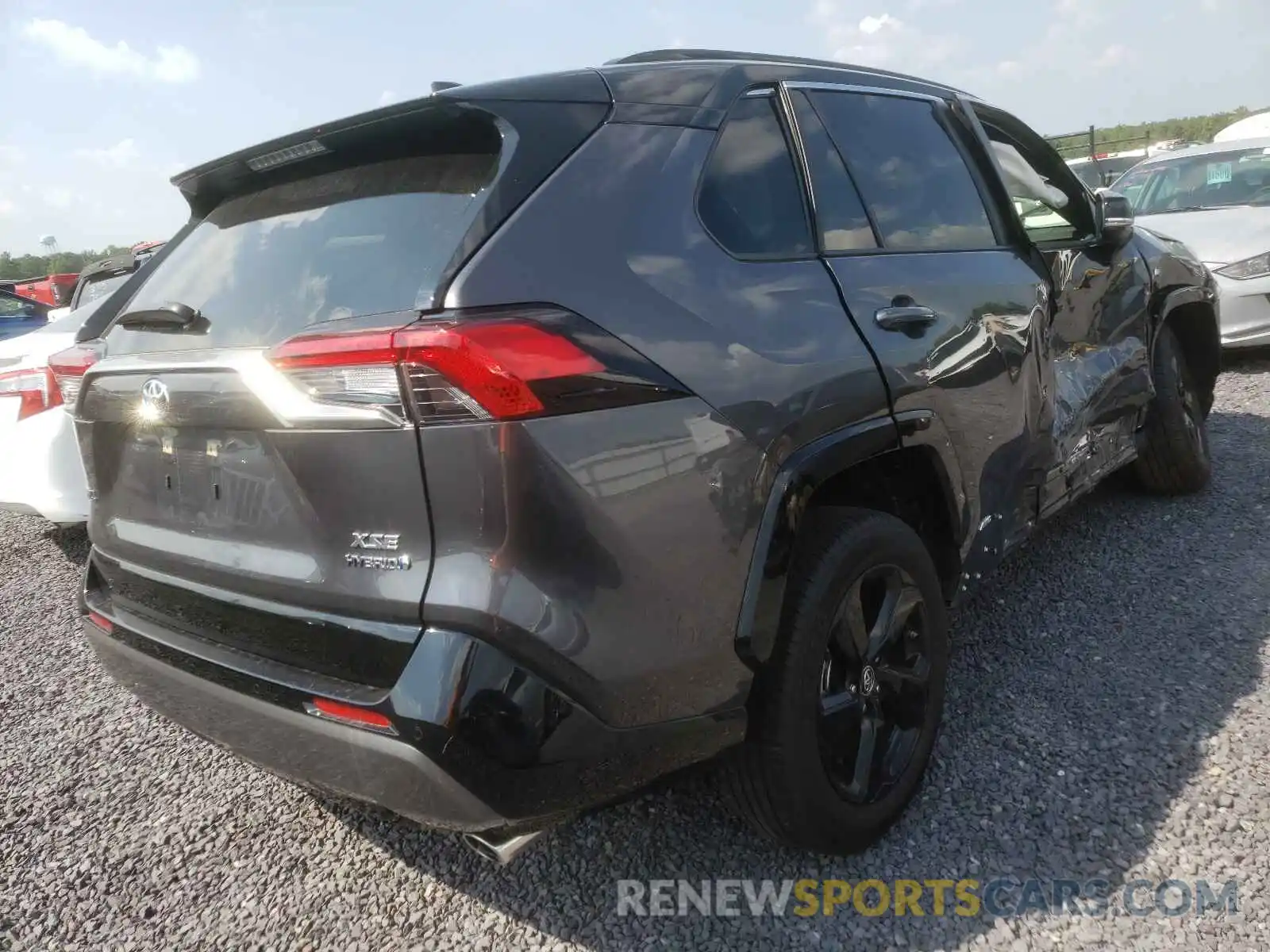 4 Photograph of a damaged car JTMEWRFV4KJ022897 TOYOTA RAV4 2019