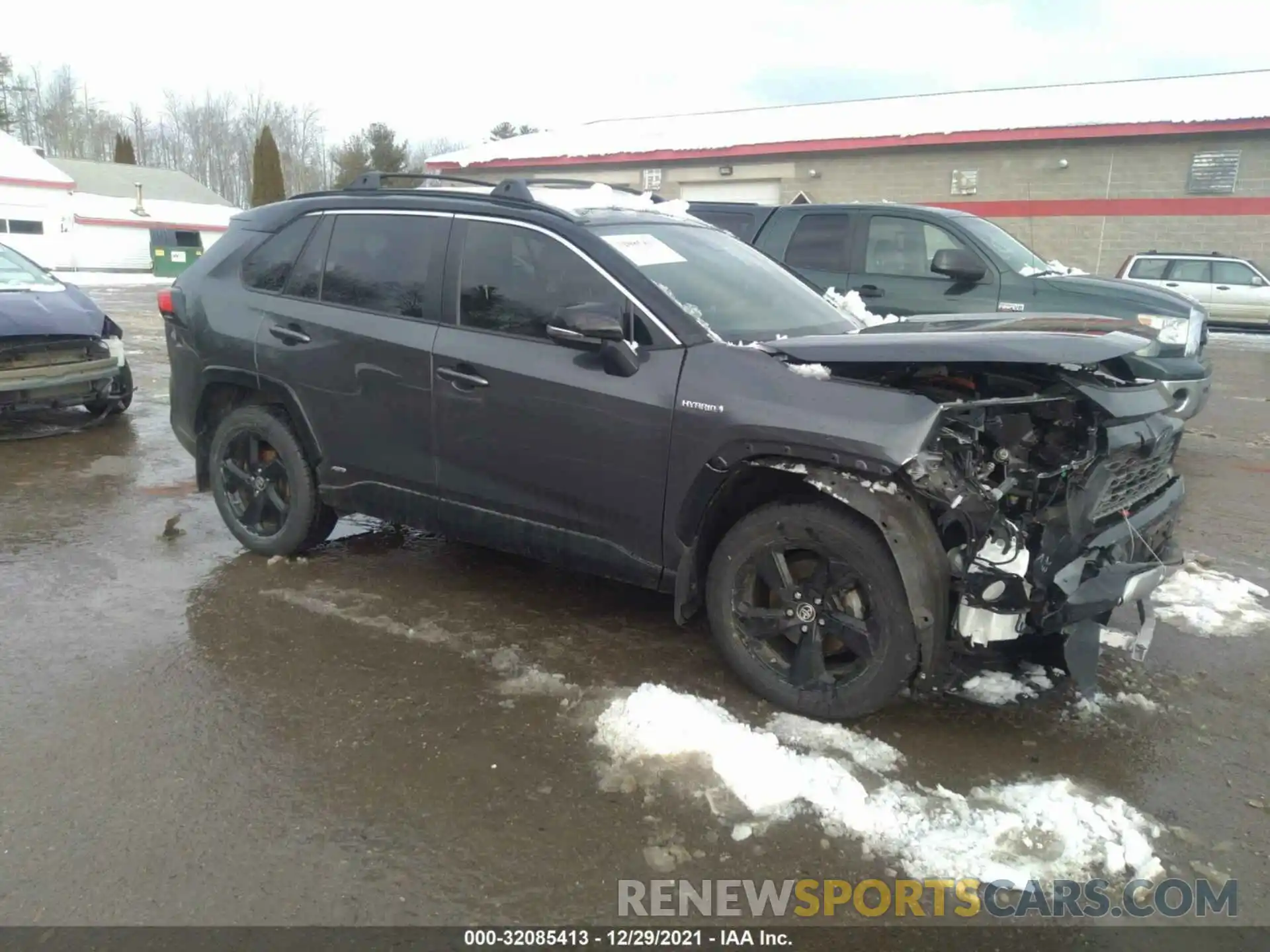 1 Photograph of a damaged car JTMEWRFV4KJ026559 TOYOTA RAV4 2019