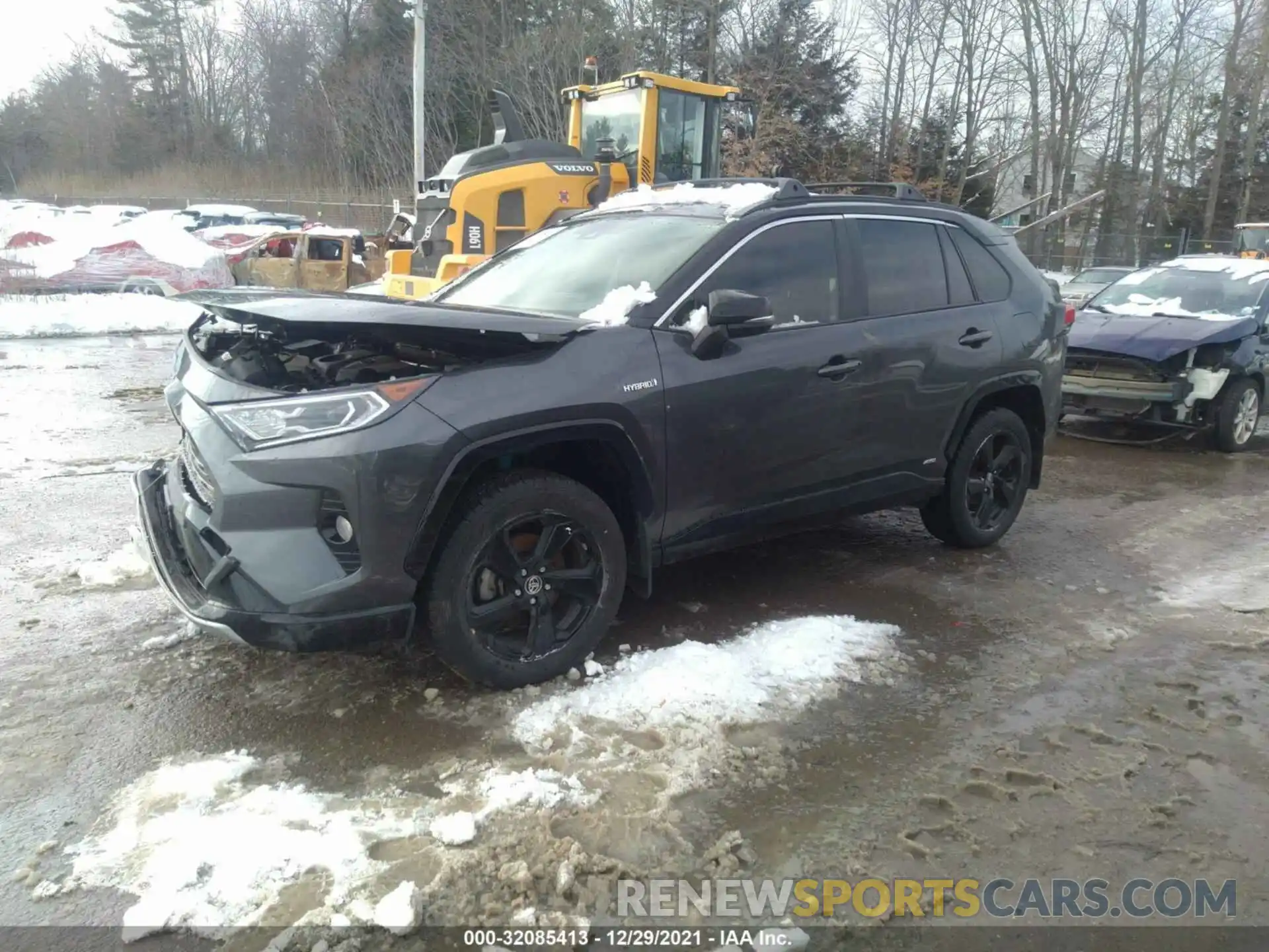 2 Фотография поврежденного автомобиля JTMEWRFV4KJ026559 TOYOTA RAV4 2019