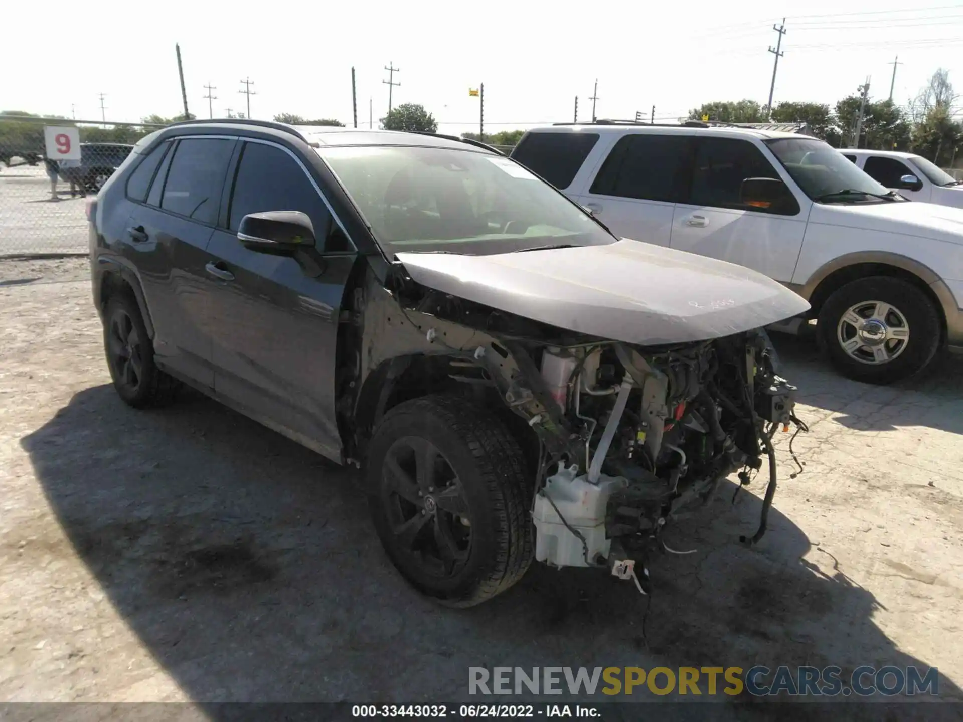 1 Photograph of a damaged car JTMEWRFV5KD513882 TOYOTA RAV4 2019