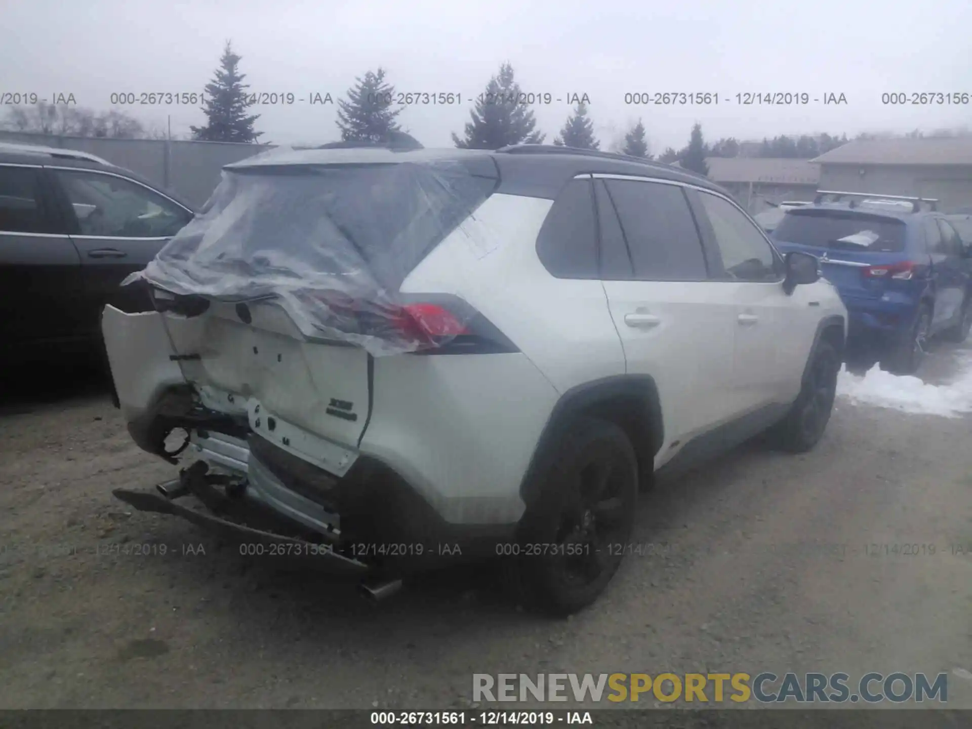 4 Фотография поврежденного автомобиля JTMEWRFV5KD515051 TOYOTA RAV4 2019