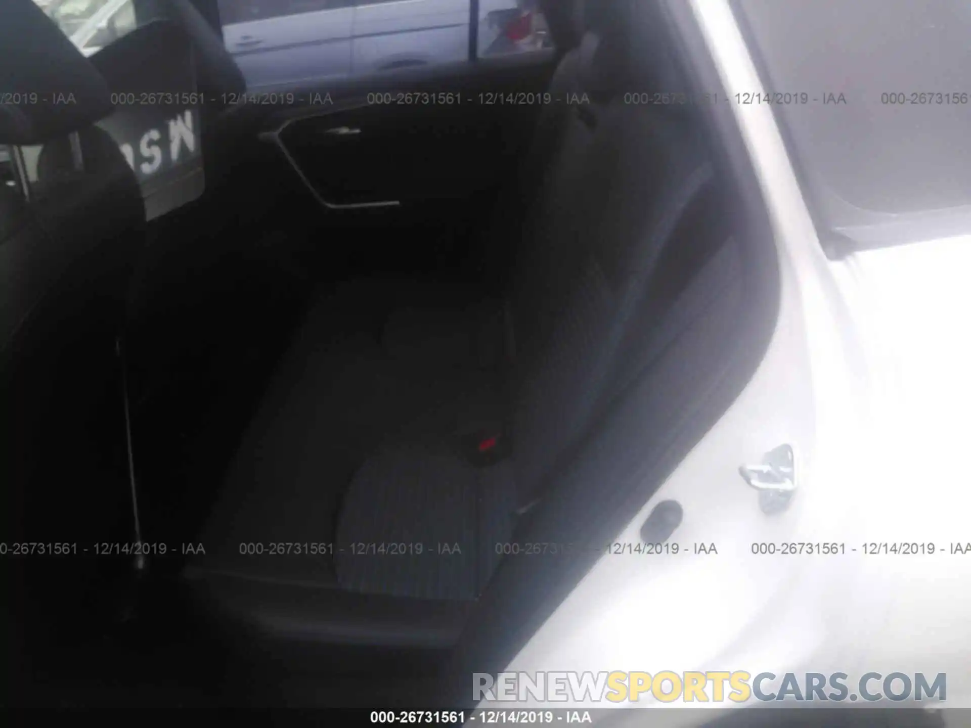 8 Photograph of a damaged car JTMEWRFV5KD515051 TOYOTA RAV4 2019