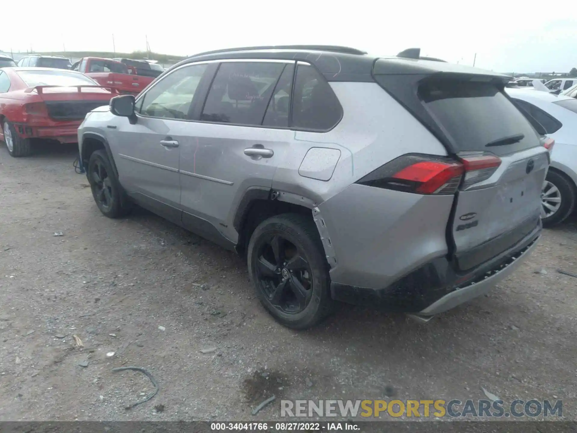 3 Photograph of a damaged car JTMEWRFV5KD520895 TOYOTA RAV4 2019