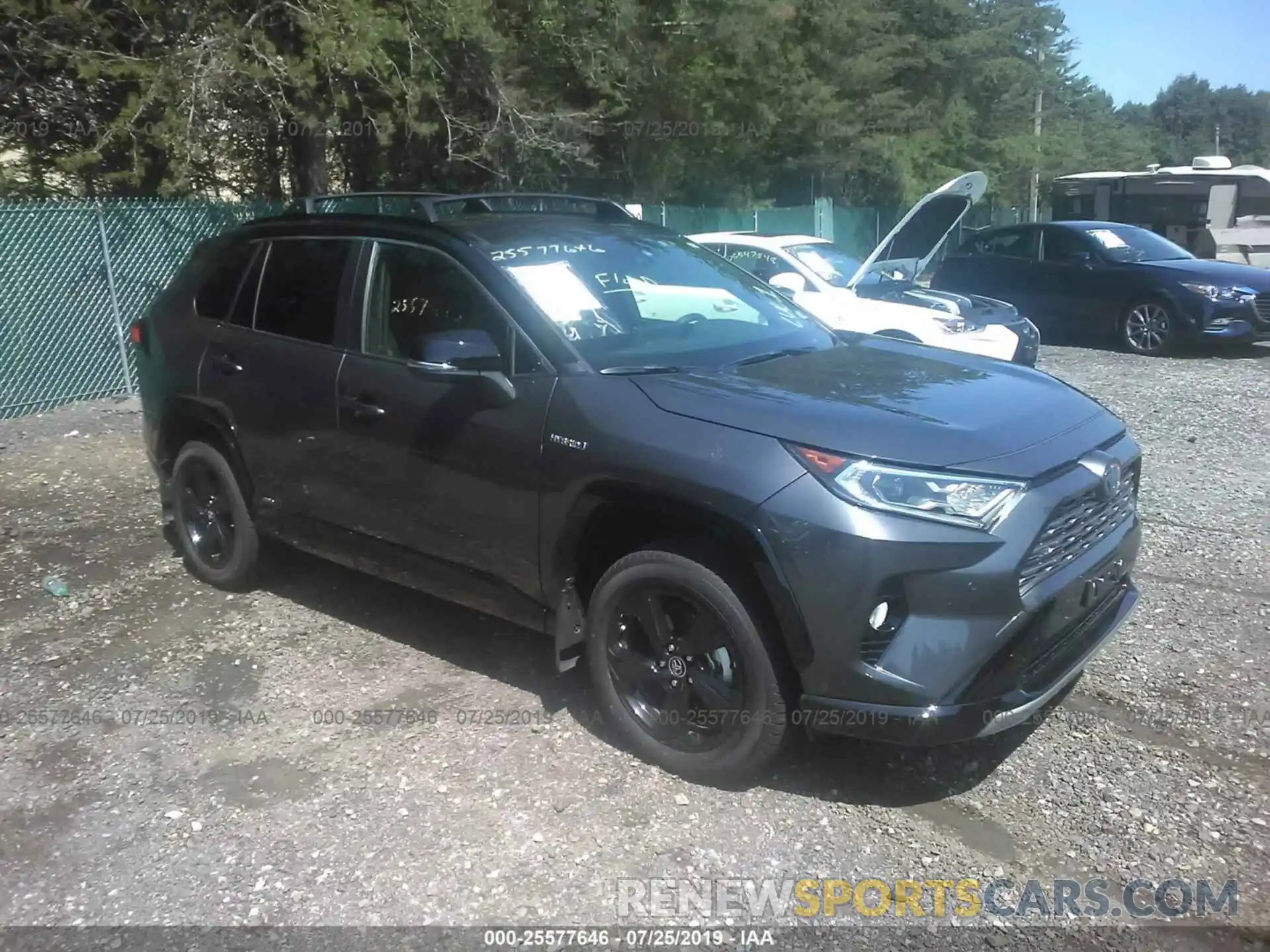 1 Photograph of a damaged car JTMEWRFV5KJ008071 TOYOTA RAV4 2019