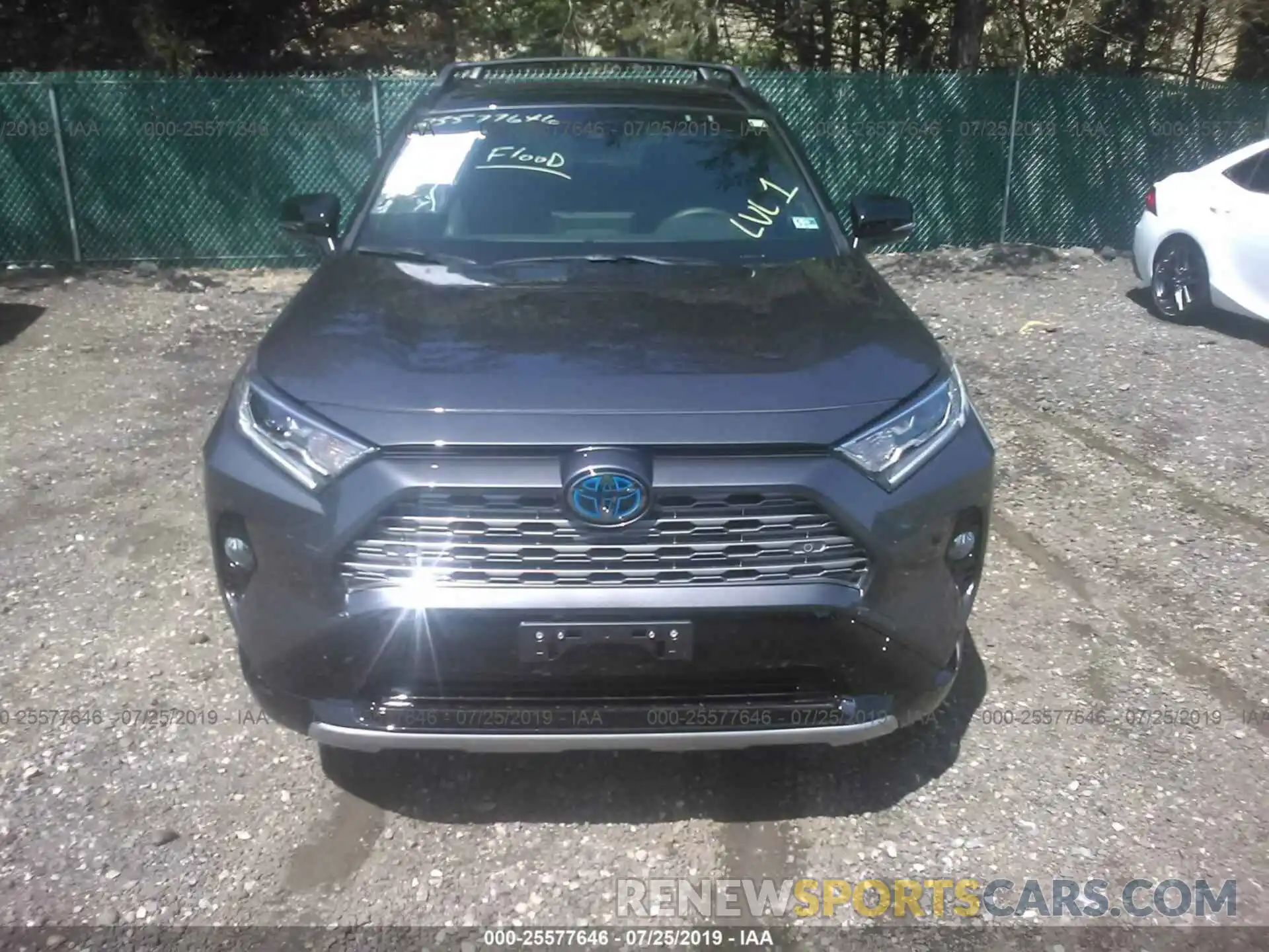 6 Photograph of a damaged car JTMEWRFV5KJ008071 TOYOTA RAV4 2019