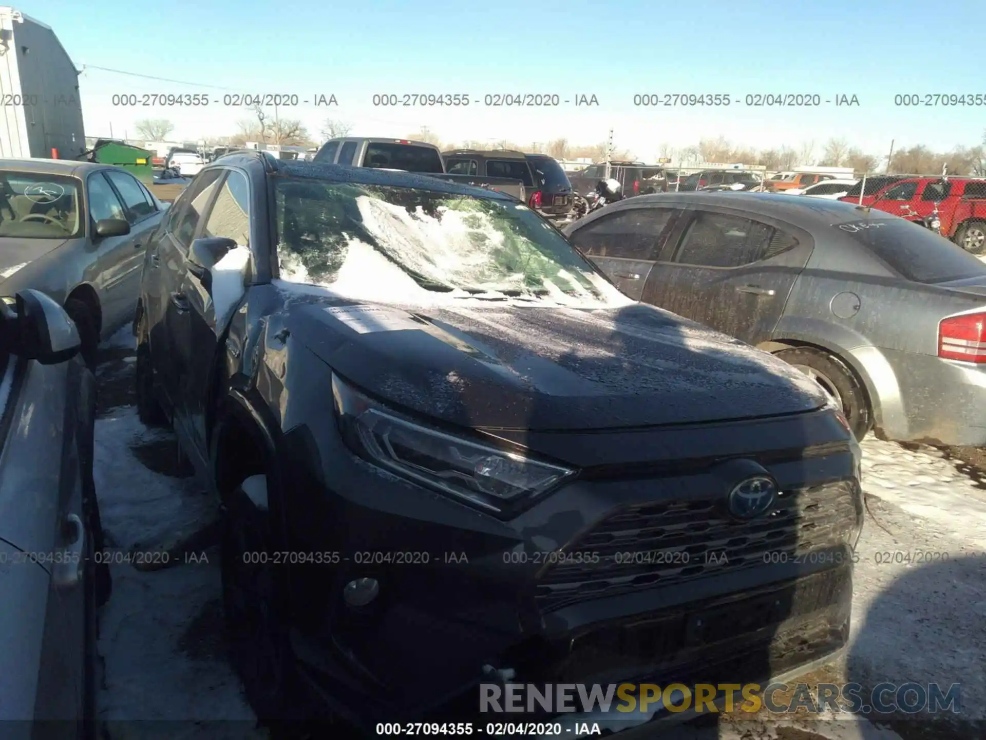 1 Photograph of a damaged car JTMEWRFV5KJ014663 TOYOTA RAV4 2019