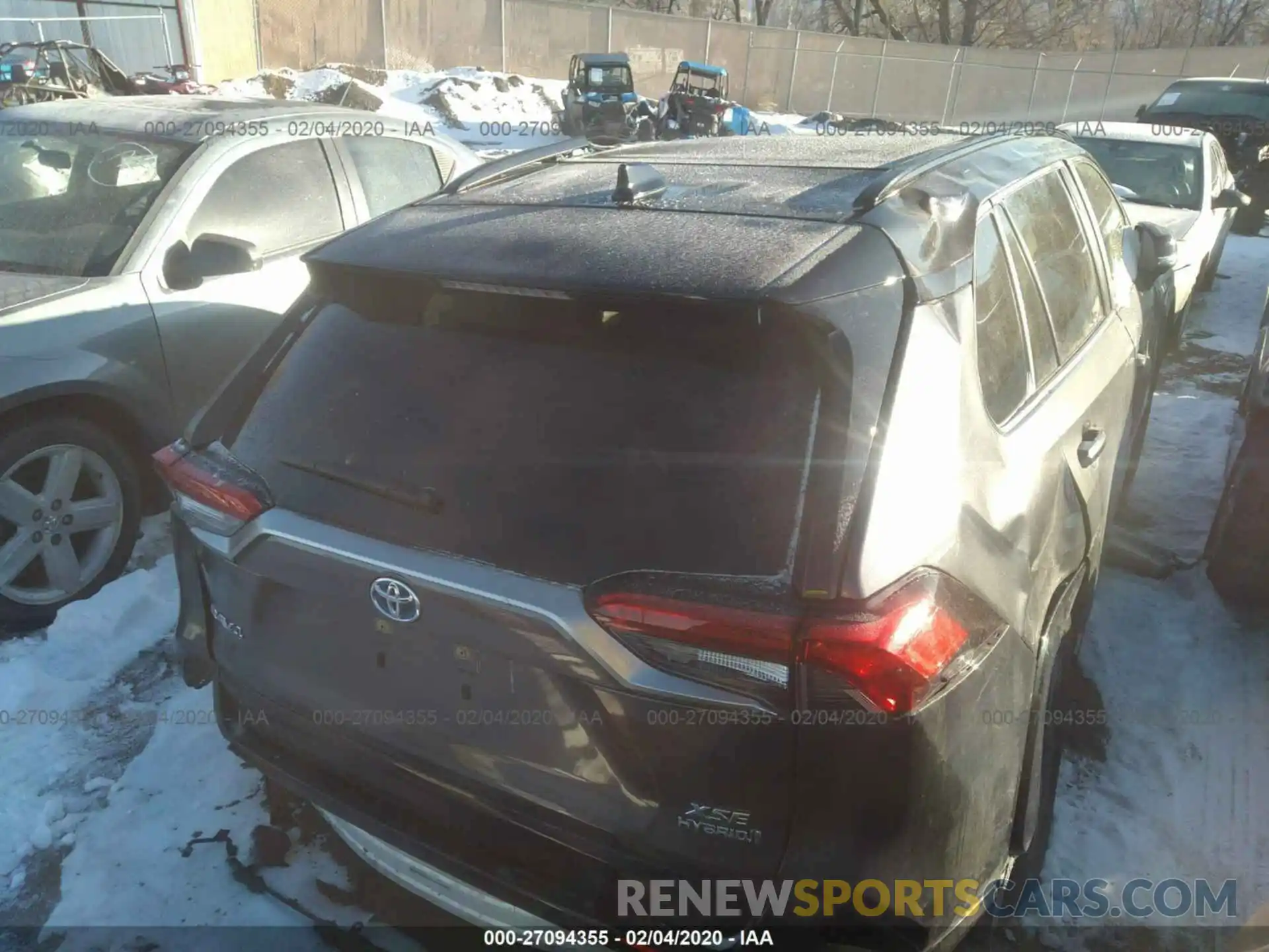 4 Photograph of a damaged car JTMEWRFV5KJ014663 TOYOTA RAV4 2019