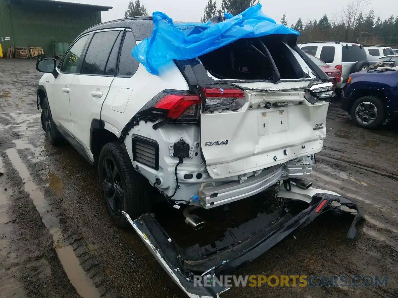 3 Photograph of a damaged car JTMEWRFV5KJ019023 TOYOTA RAV4 2019