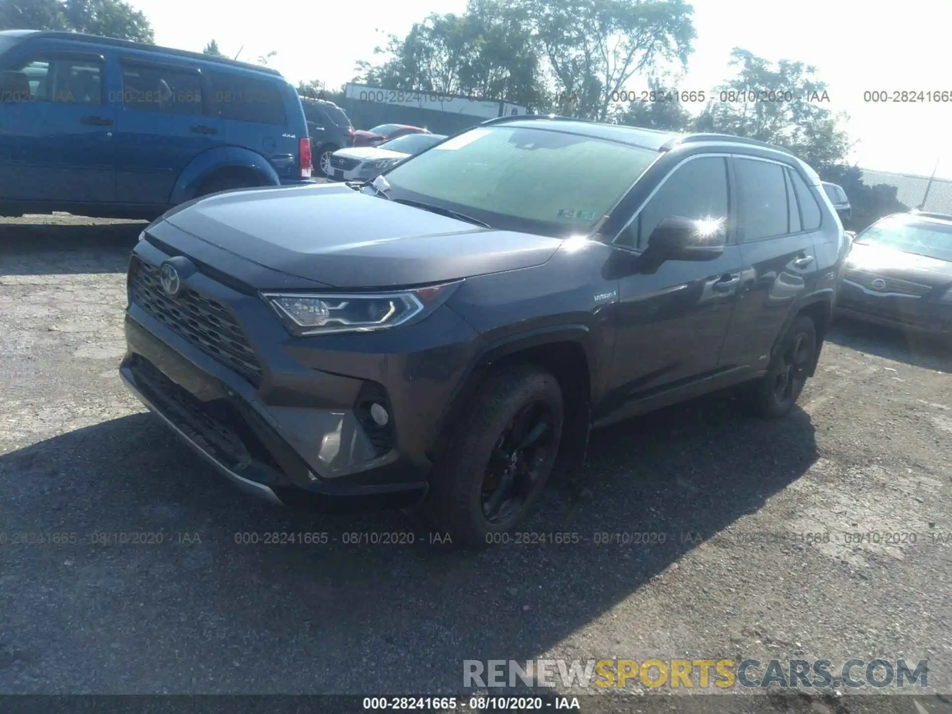 2 Photograph of a damaged car JTMEWRFV5KJ019569 TOYOTA RAV4 2019