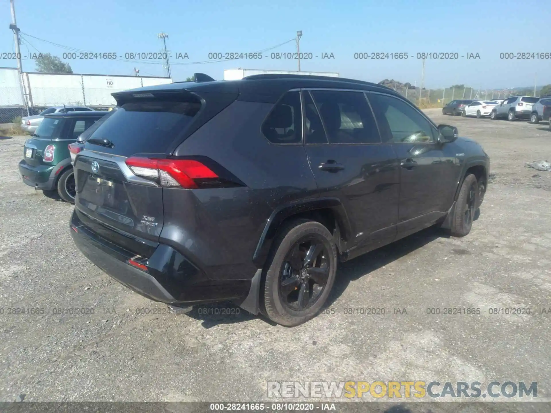 4 Photograph of a damaged car JTMEWRFV5KJ019569 TOYOTA RAV4 2019