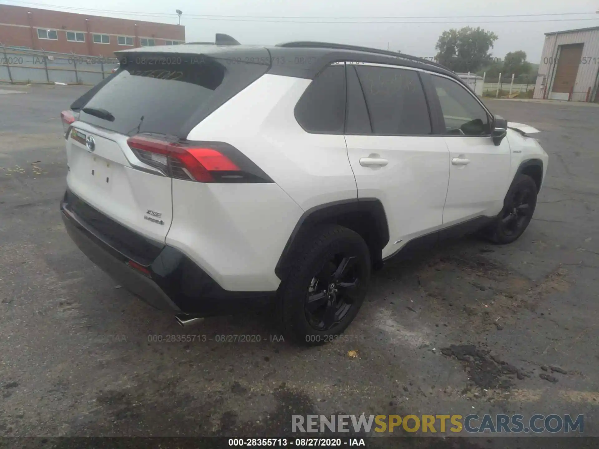 4 Photograph of a damaged car JTMEWRFV5KJ022469 TOYOTA RAV4 2019