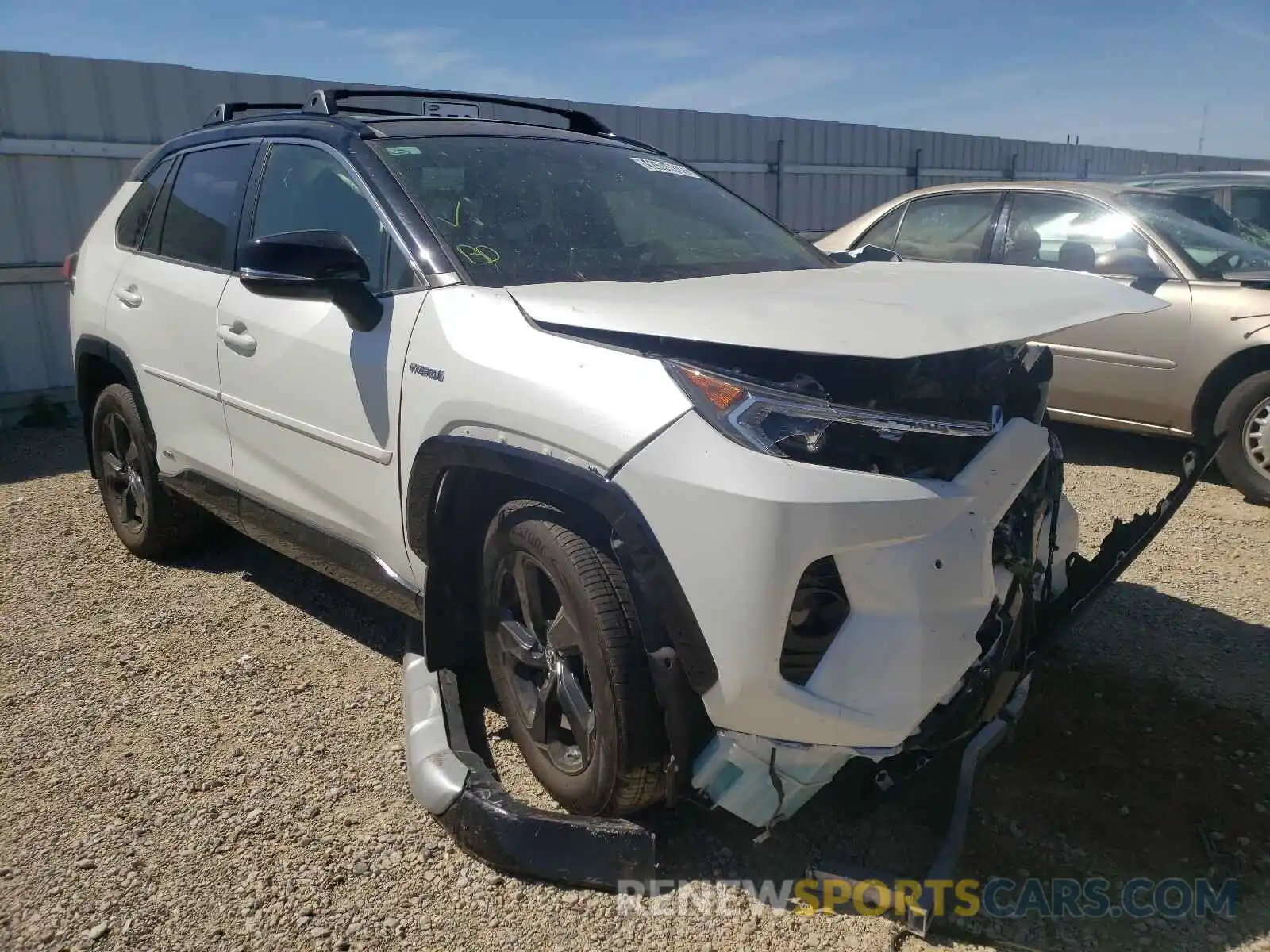 1 Photograph of a damaged car JTMEWRFV6KD516189 TOYOTA RAV4 2019