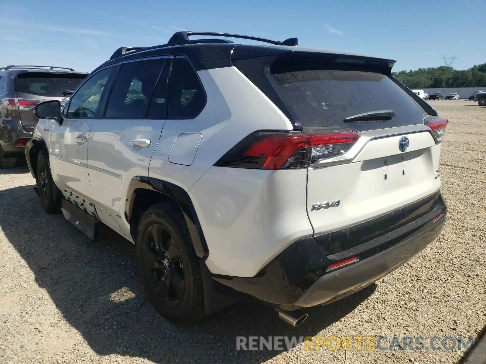 3 Photograph of a damaged car JTMEWRFV6KD516189 TOYOTA RAV4 2019