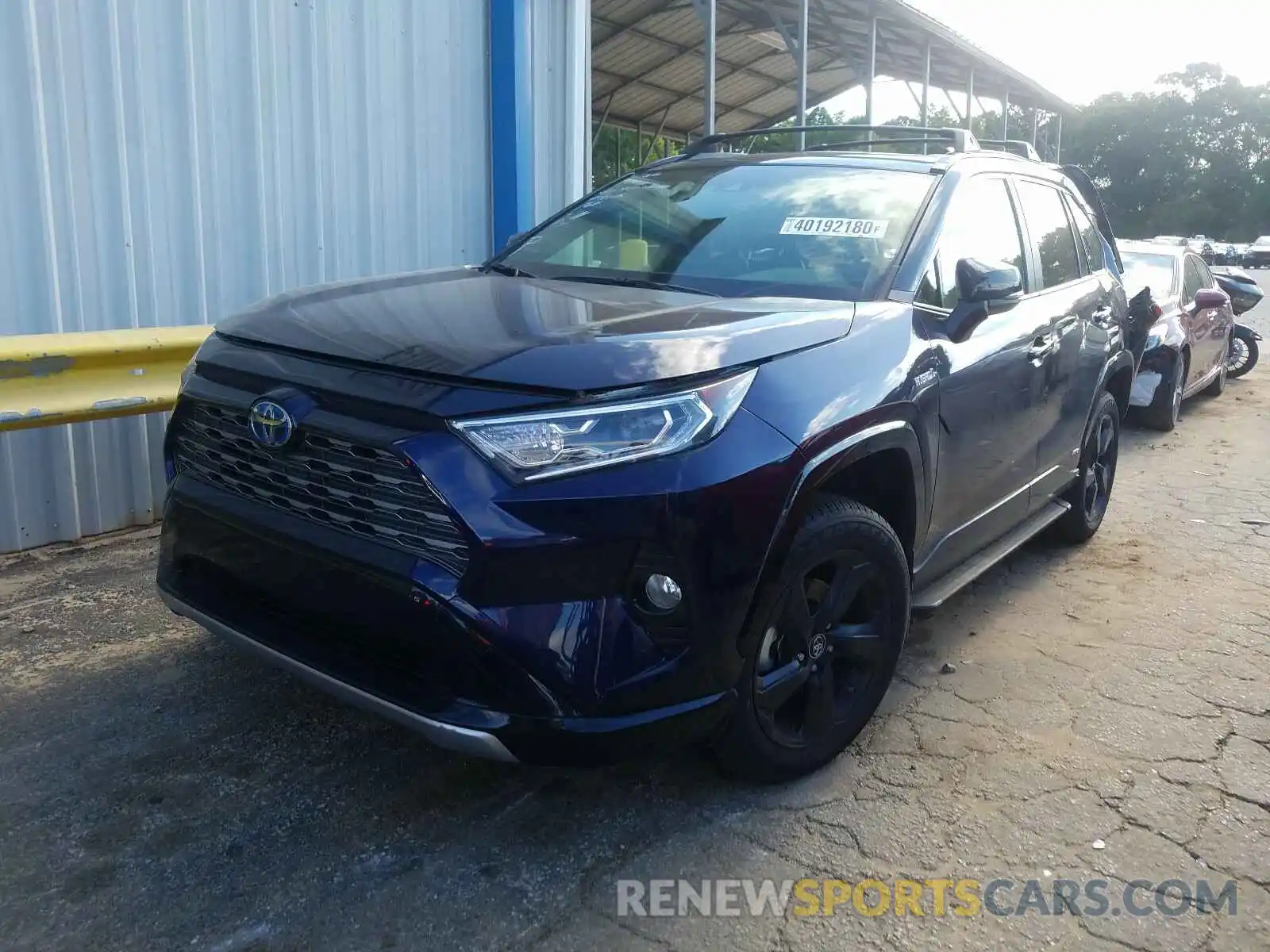 2 Фотография поврежденного автомобиля JTMEWRFV6KJ018771 TOYOTA RAV4 2019