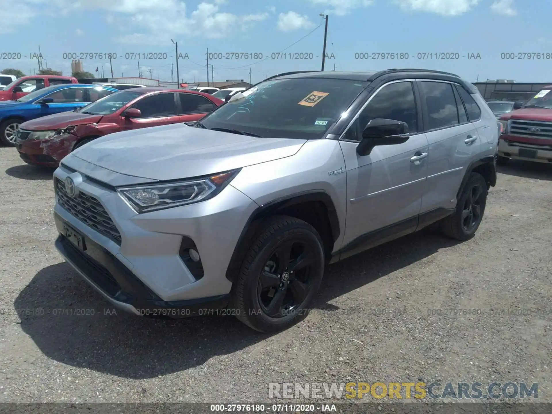 2 Photograph of a damaged car JTMEWRFV6KJ025428 TOYOTA RAV4 2019