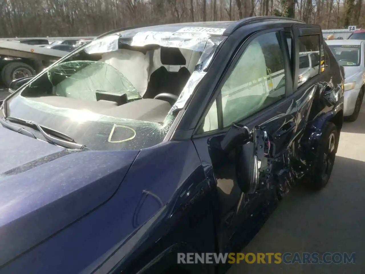 9 Photograph of a damaged car JTMEWRFV6KJ026627 TOYOTA RAV4 2019