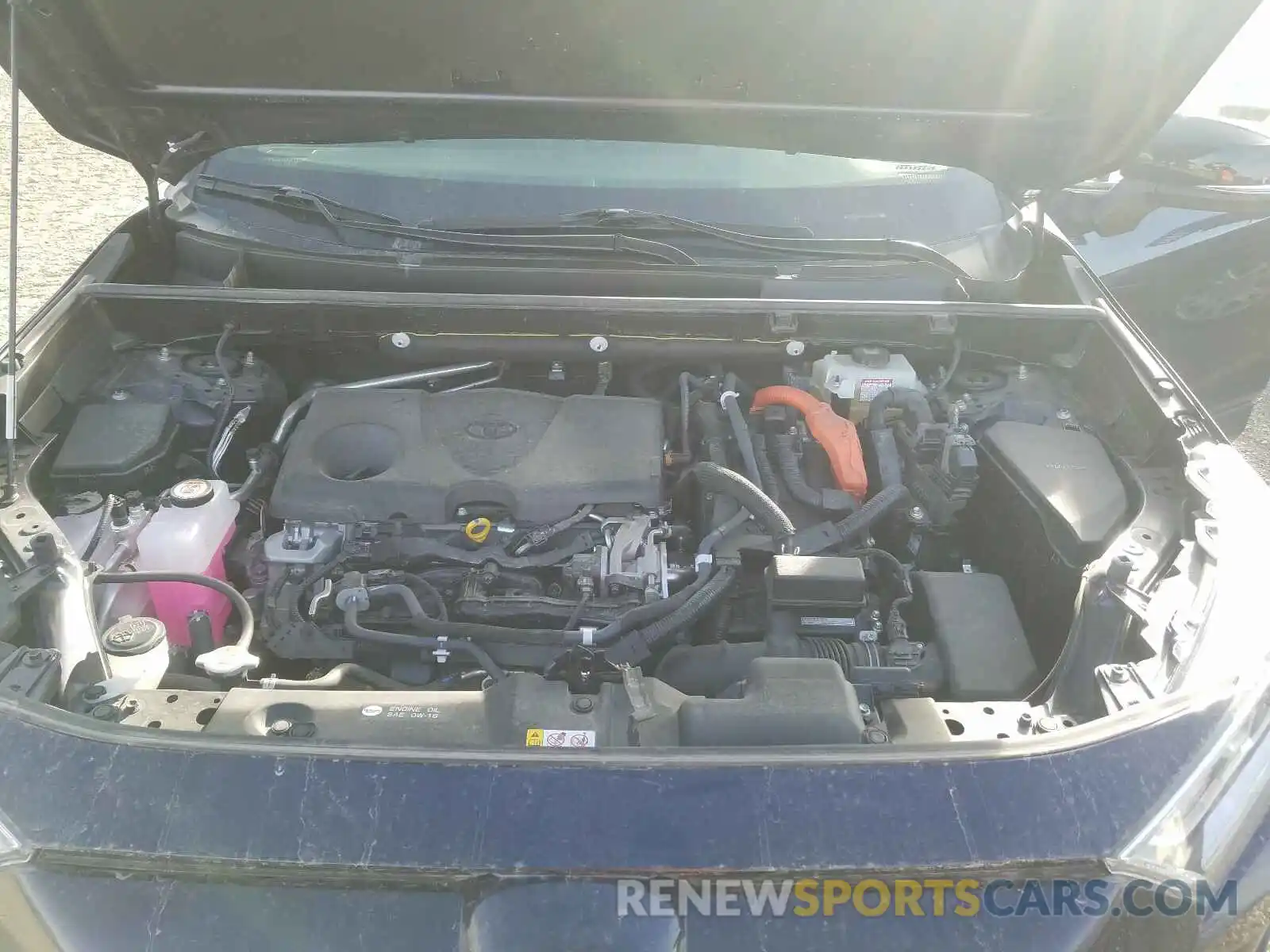 7 Photograph of a damaged car JTMEWRFV7KD505752 TOYOTA RAV4 2019