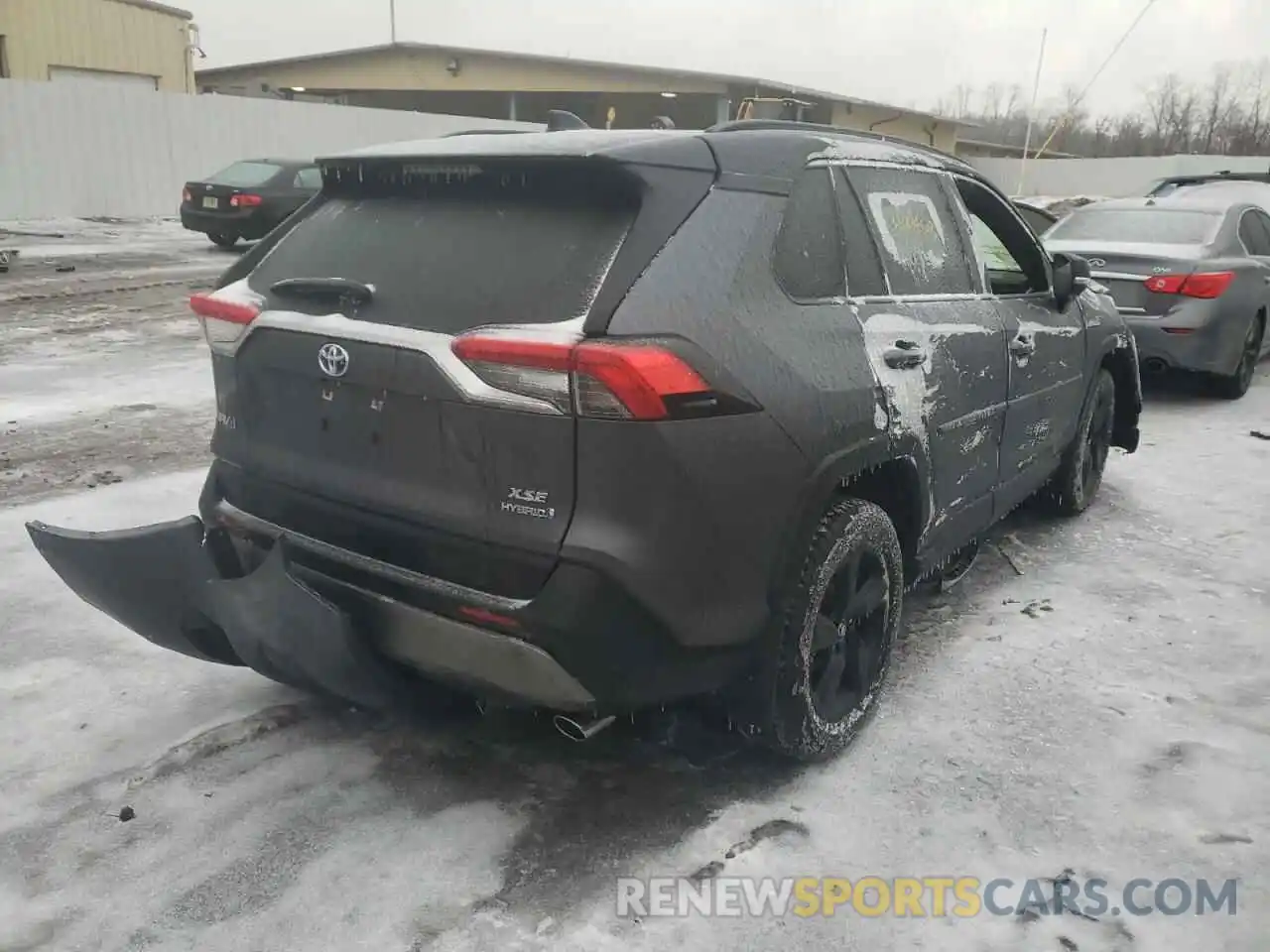 4 Photograph of a damaged car JTMEWRFV7KD509834 TOYOTA RAV4 2019