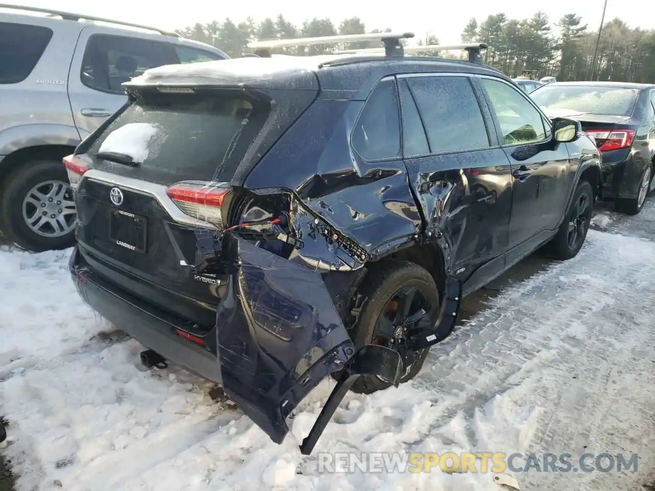 4 Фотография поврежденного автомобиля JTMEWRFV7KD514967 TOYOTA RAV4 2019