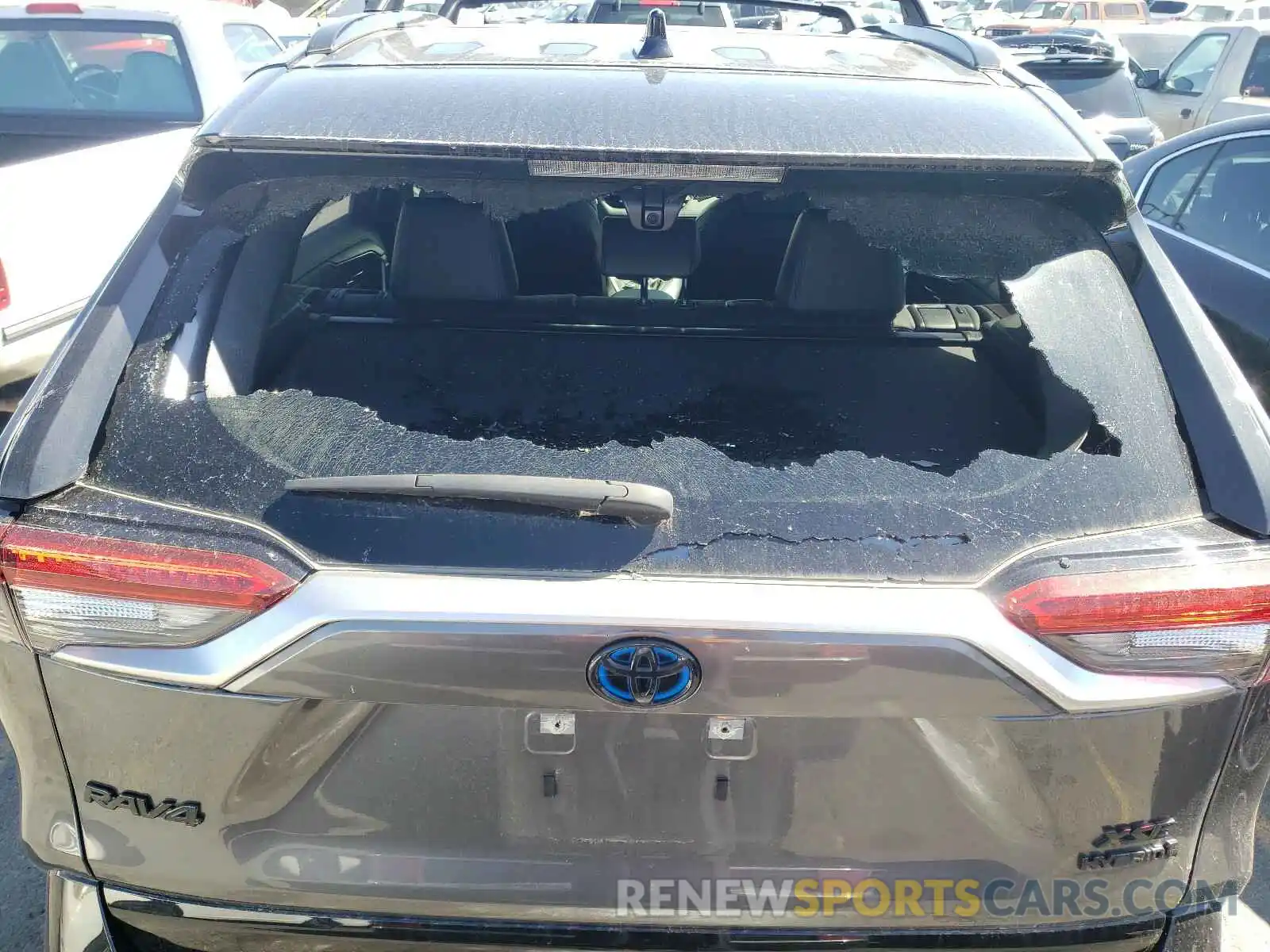 9 Photograph of a damaged car JTMEWRFV7KD517092 TOYOTA RAV4 2019