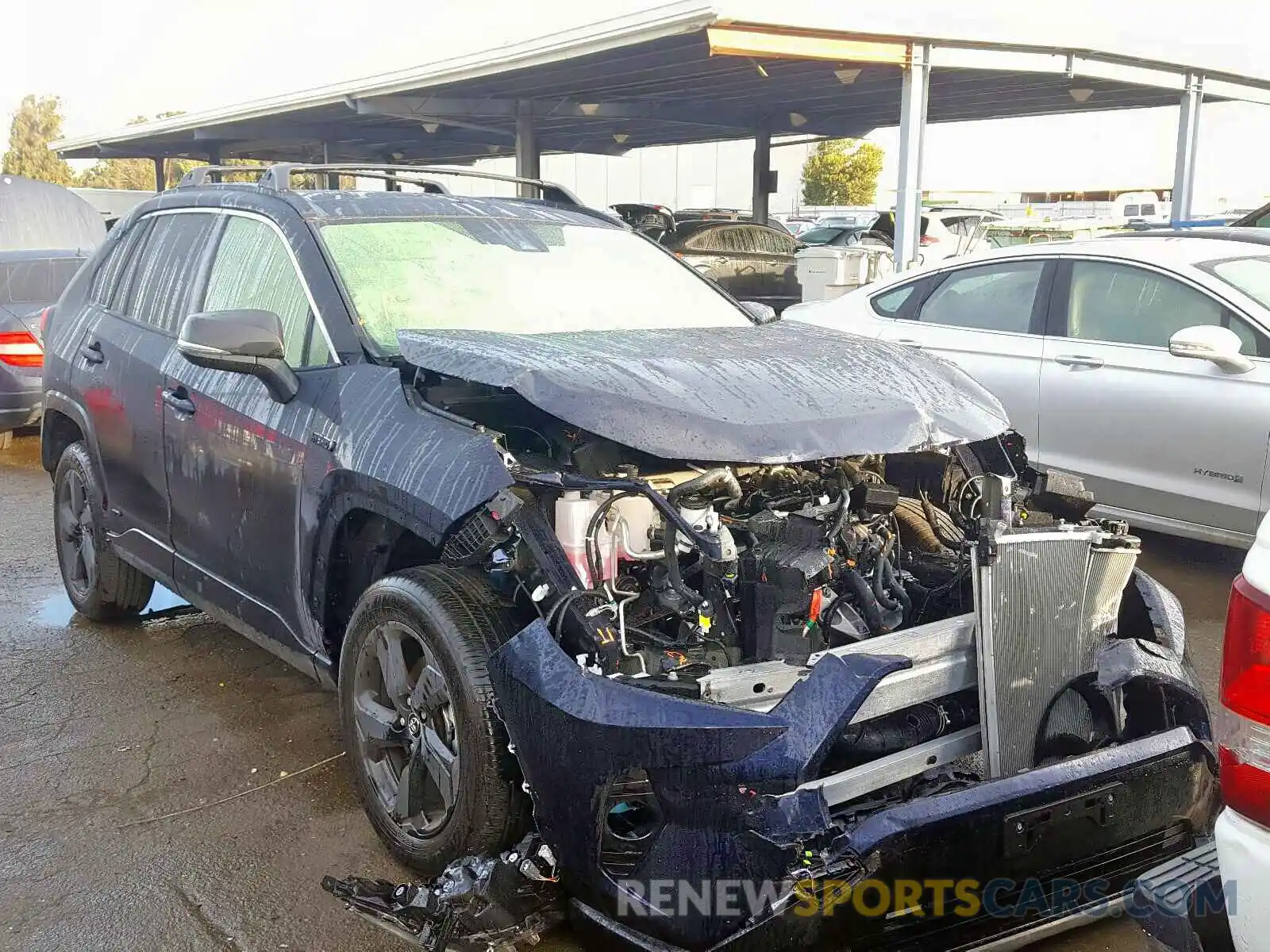 1 Photograph of a damaged car JTMEWRFV7KD517707 TOYOTA RAV4 2019