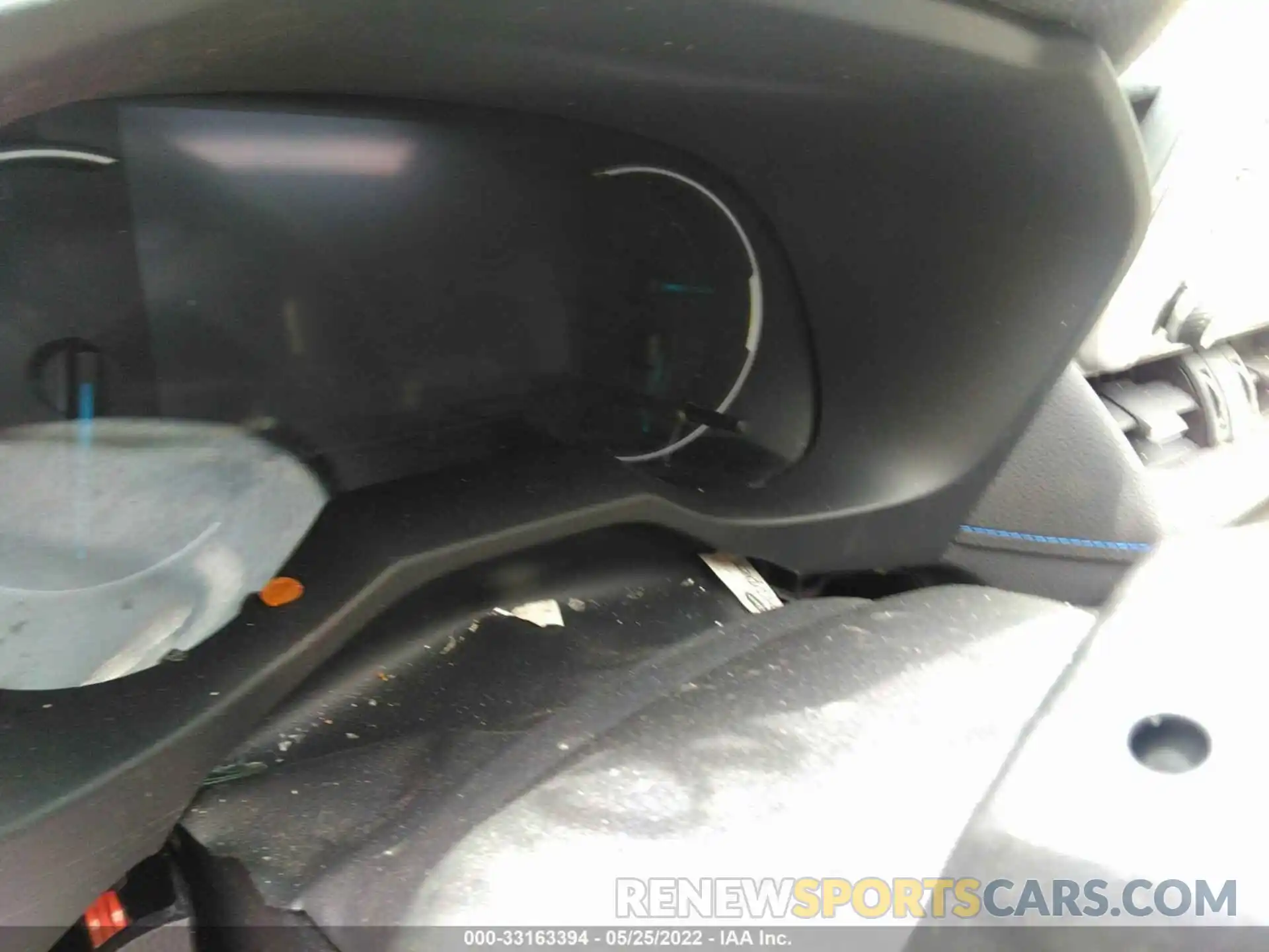 7 Photograph of a damaged car JTMEWRFV7KD523832 TOYOTA RAV4 2019