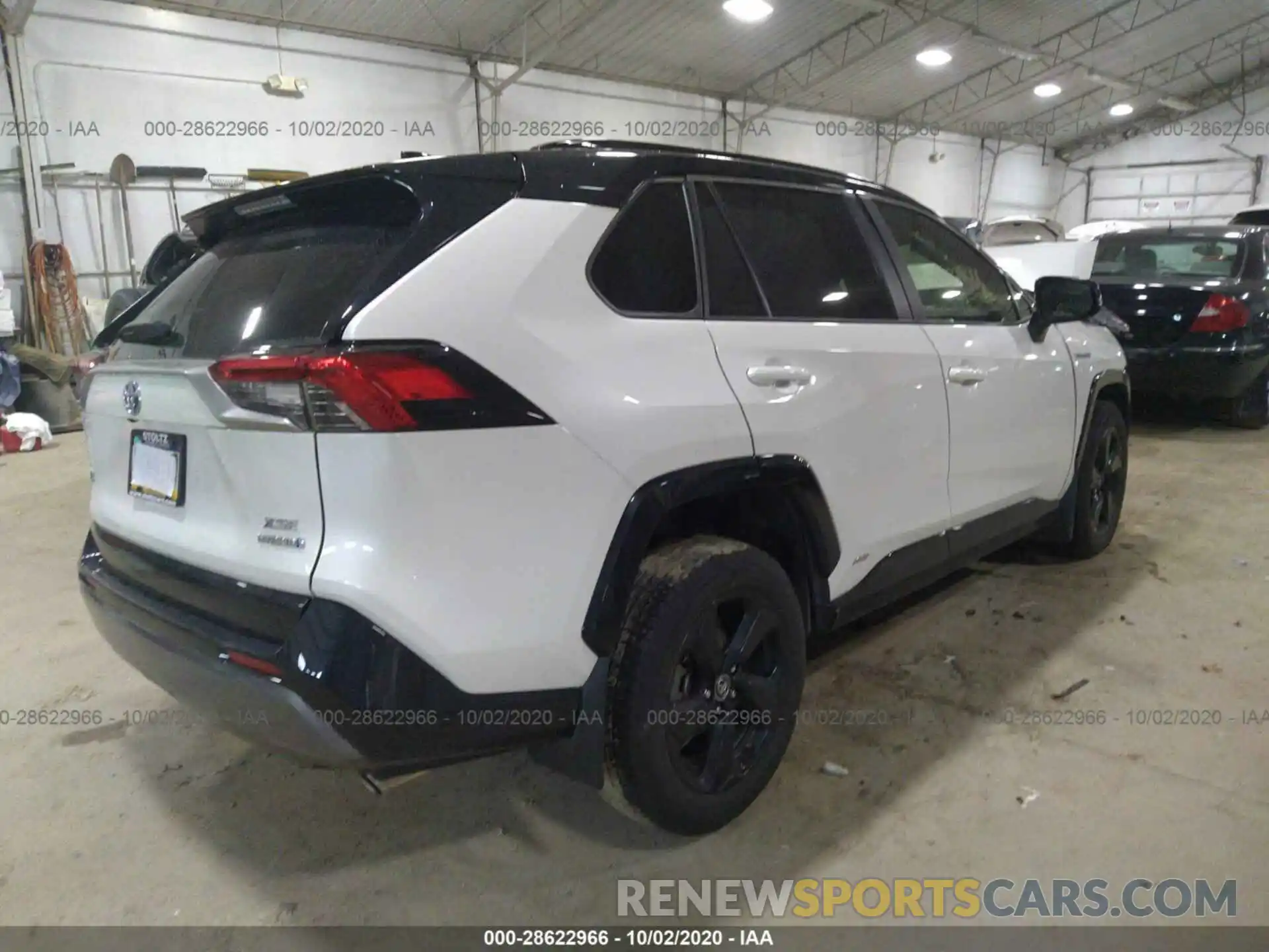 4 Photograph of a damaged car JTMEWRFV7KJ001428 TOYOTA RAV4 2019