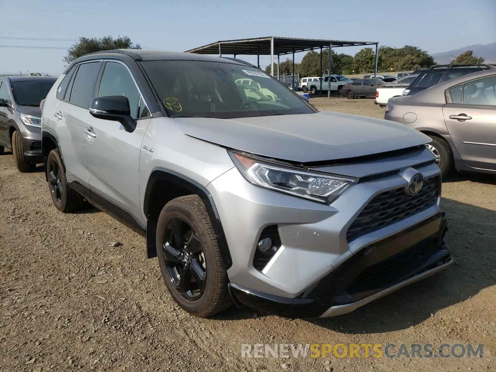 1 Photograph of a damaged car JTMEWRFV7KJ007133 TOYOTA RAV4 2019