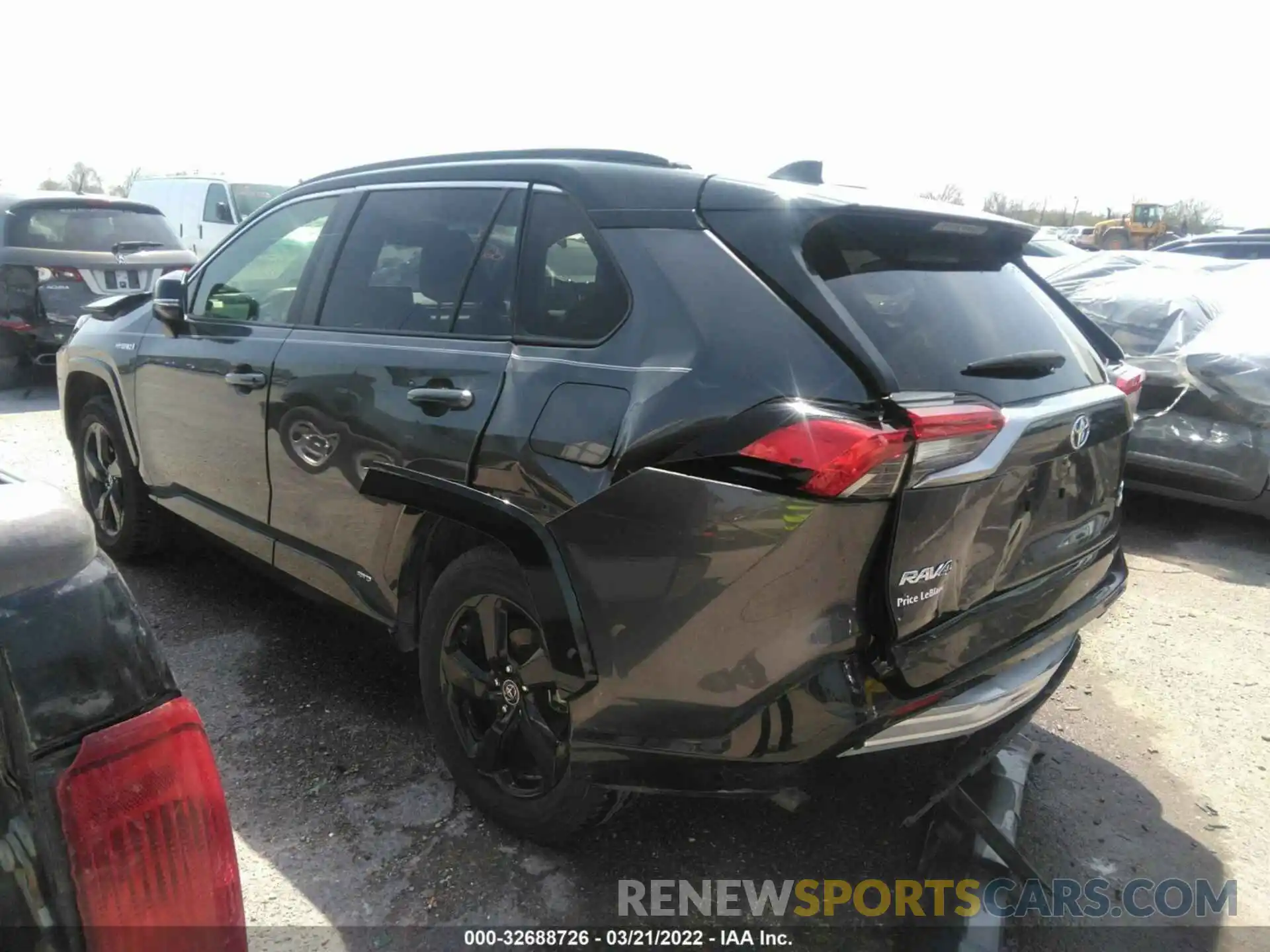 3 Фотография поврежденного автомобиля JTMEWRFV7KJ010078 TOYOTA RAV4 2019