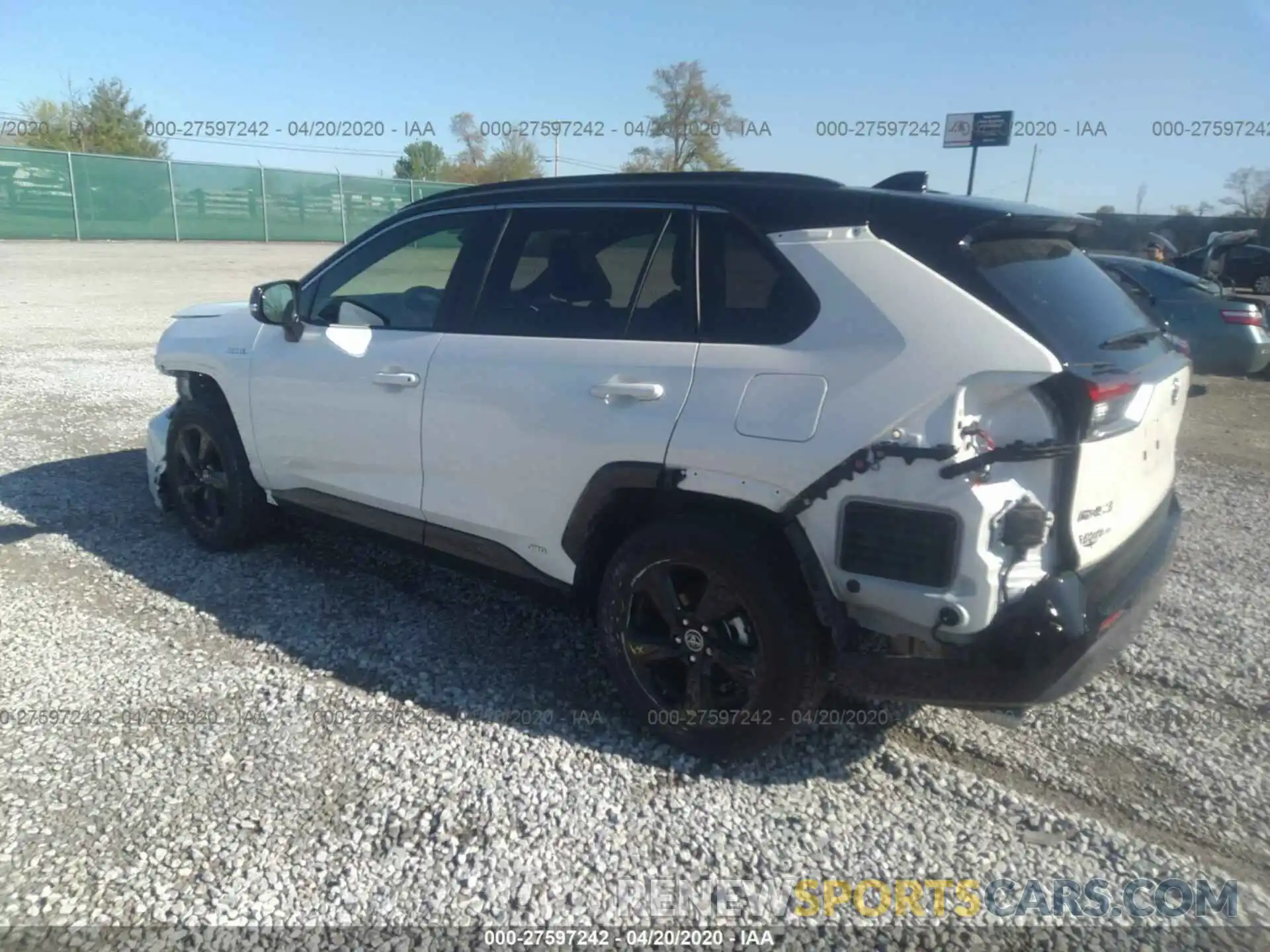 3 Photograph of a damaged car JTMEWRFV7KJ012039 TOYOTA RAV4 2019