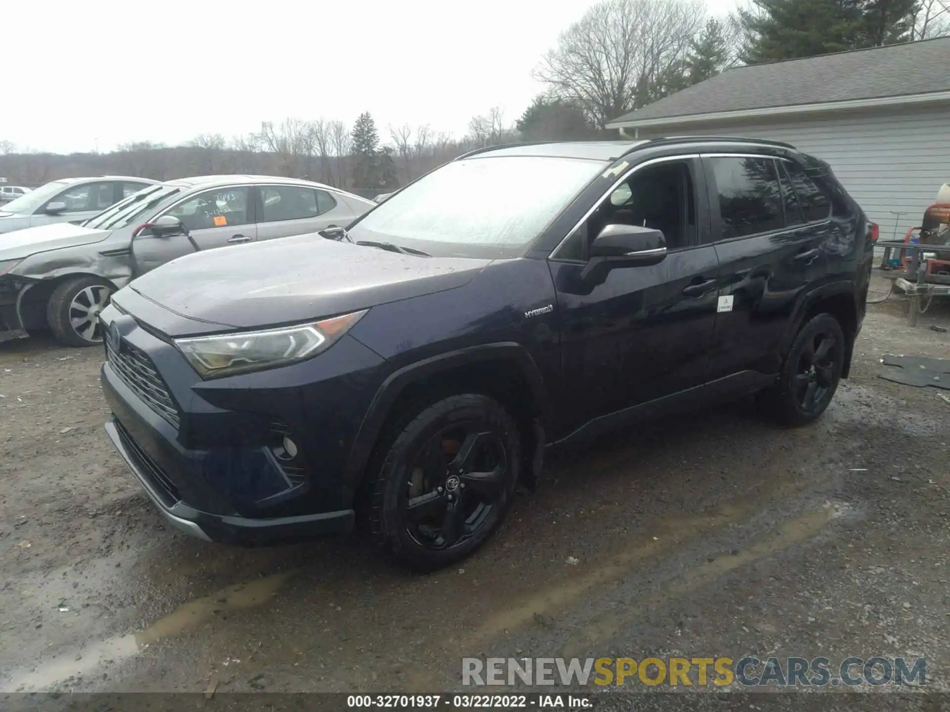 2 Photograph of a damaged car JTMEWRFV7KJ024207 TOYOTA RAV4 2019