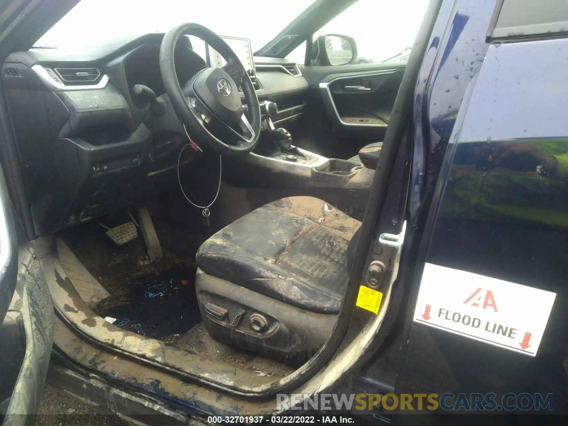 6 Photograph of a damaged car JTMEWRFV7KJ024207 TOYOTA RAV4 2019